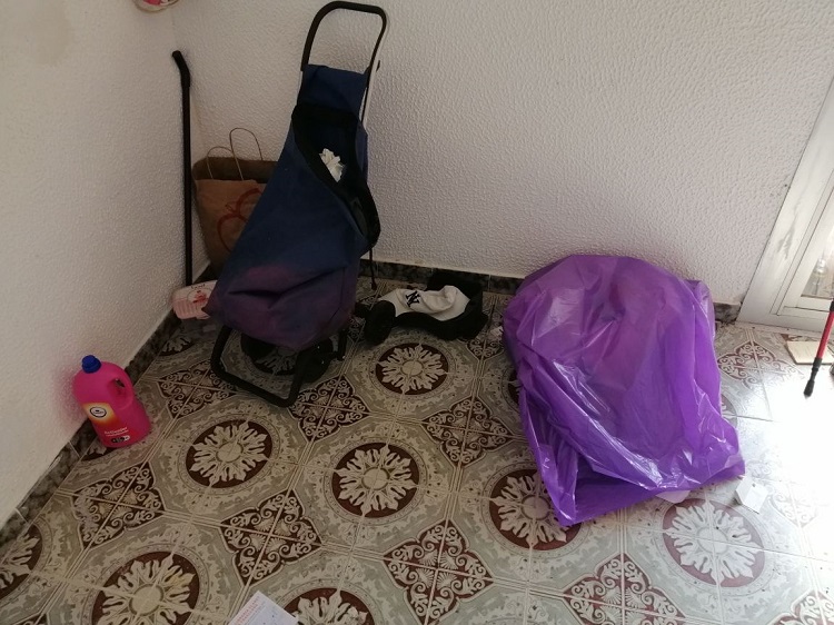 Vaciado de pisos en Cadaqués Biotrauma Barcelona Recogida y reciclaje de muebles, electrodomésticos y basura en Cadaqués - ¡Presupuestos asequibles!
