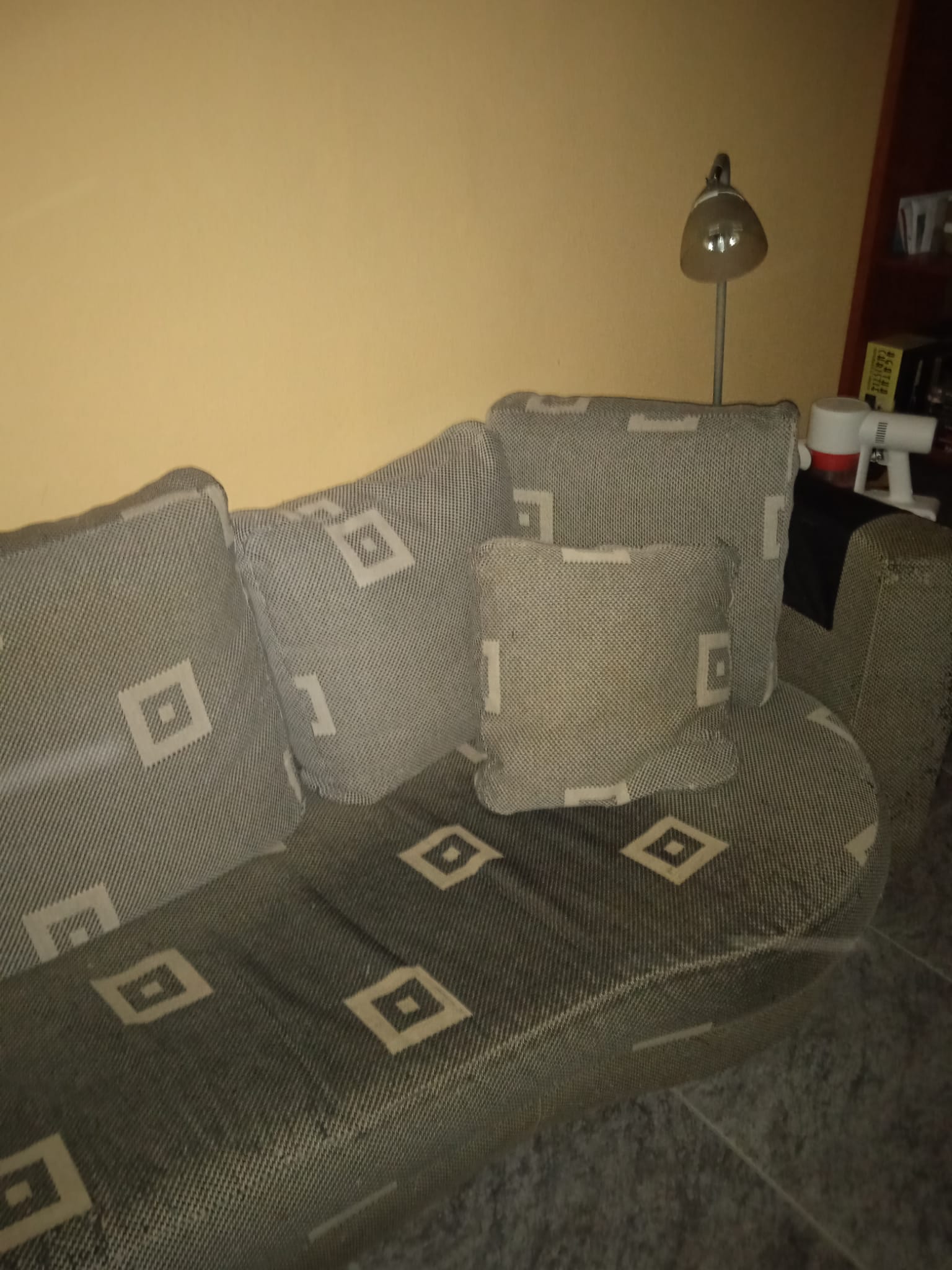 Recogida de muebles en Camós | Solución para muebles no deseados