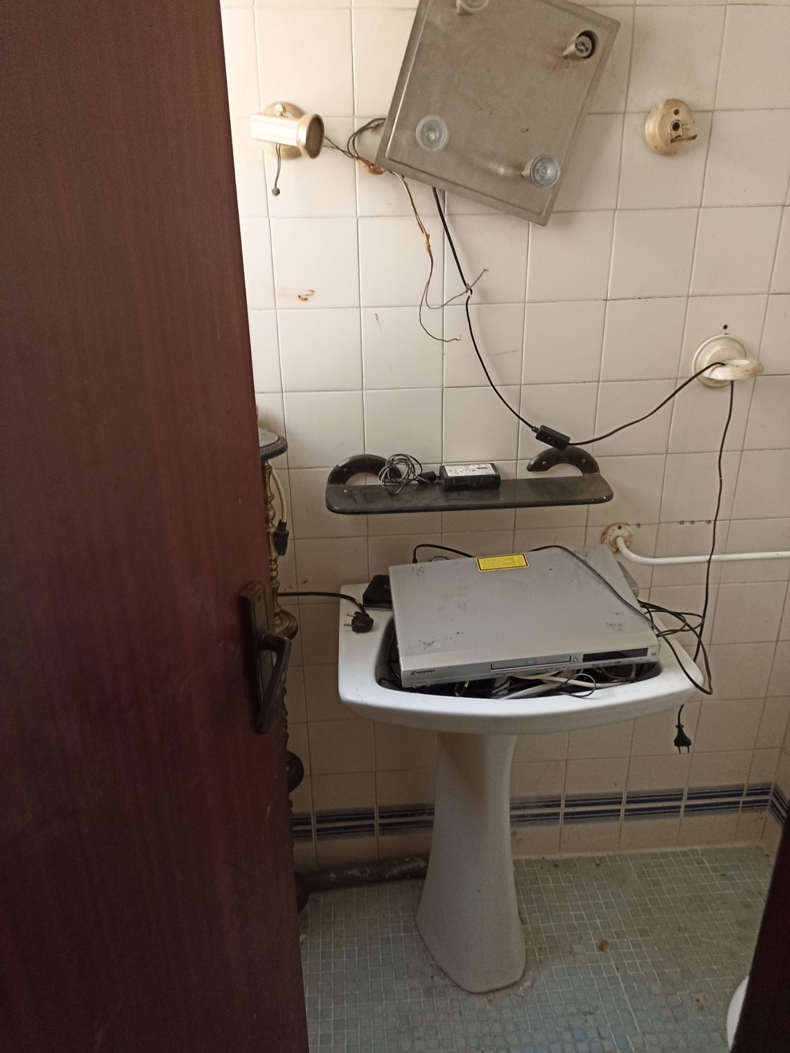 Recogida de muebles viejos y vaciado de pisos en Riells i Viabrea - ¡Rápido y eficiente!