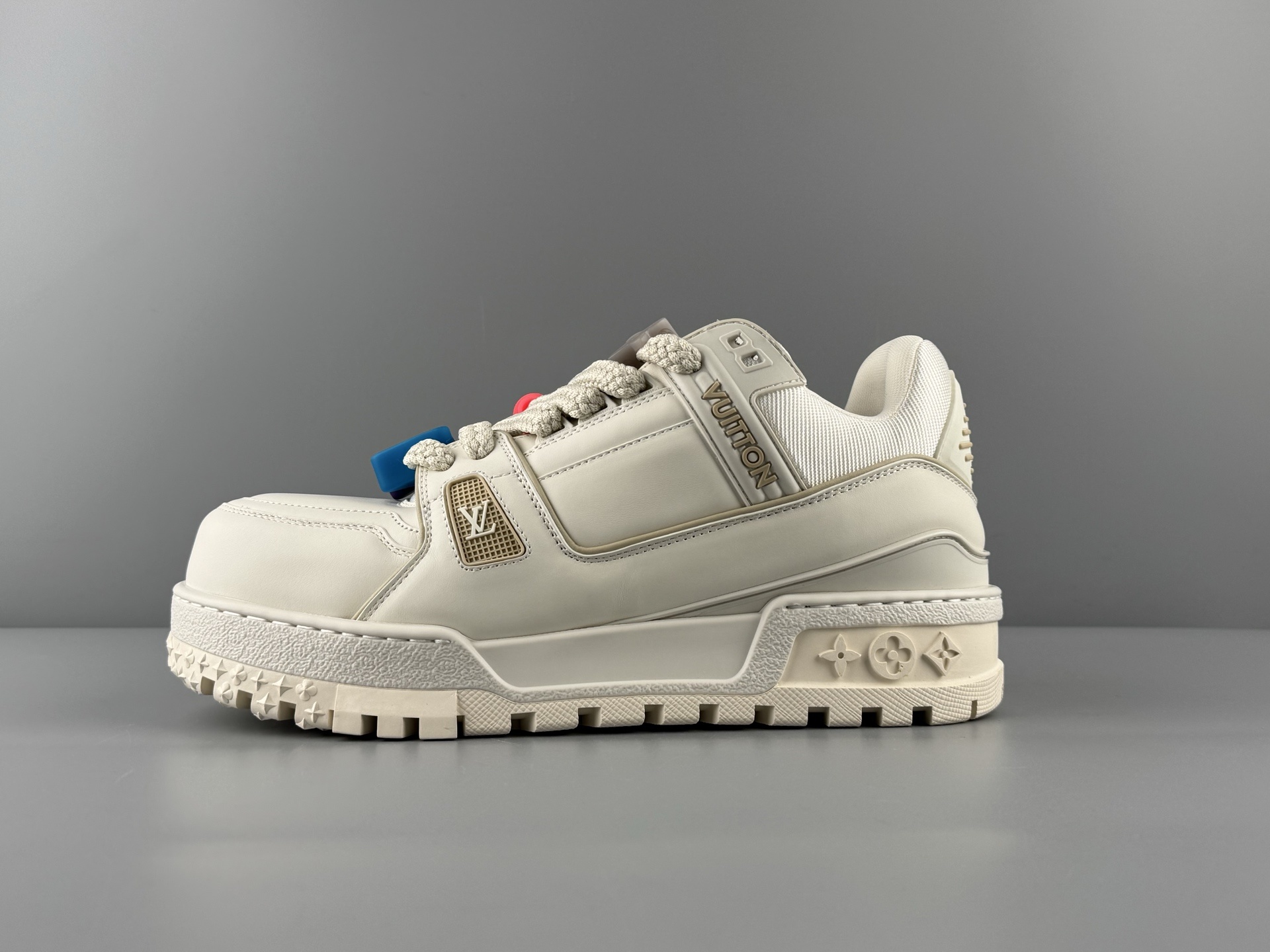 Maxi Puff on the market! You can freely compare it with the authentic one! Louis Vuitton Maxi Puff Sneakers π made with imported original factory leather. - Image 5