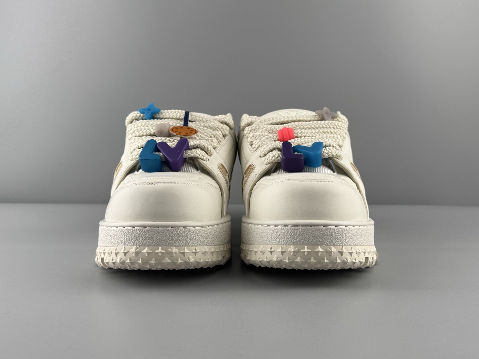 Maxi Puff on the market! You can freely compare it with the authentic one! Louis Vuitton Maxi Puff Sneakers π made with imported original factory leather. - Image 8