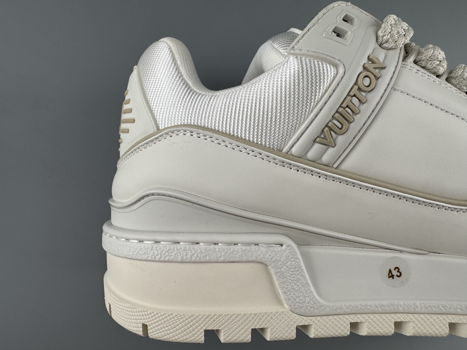 Maxi Puff on the market! You can freely compare it with the authentic one! Louis Vuitton Maxi Puff Sneakers π made with imported original factory leather. - Image 13