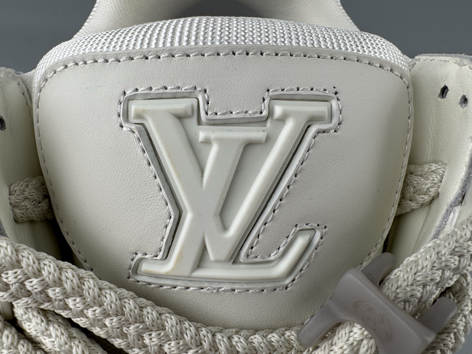 Maxi Puff on the market! You can freely compare it with the authentic one! Louis Vuitton Maxi Puff Sneakers π made with imported original factory leather. - Image 16