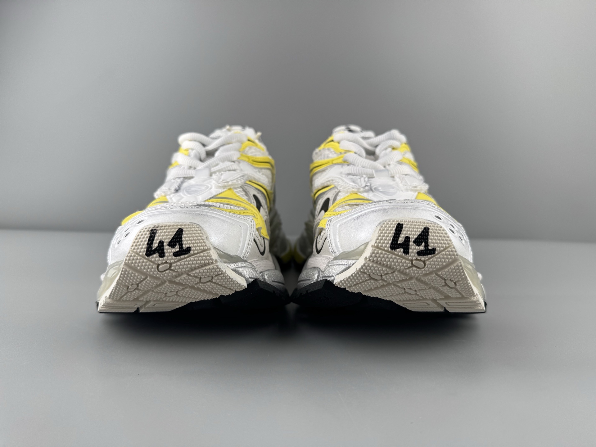 Balenciaga Runner 2.0 Lightweight mesh upper for enhanced breathability and comfort. - Image 3