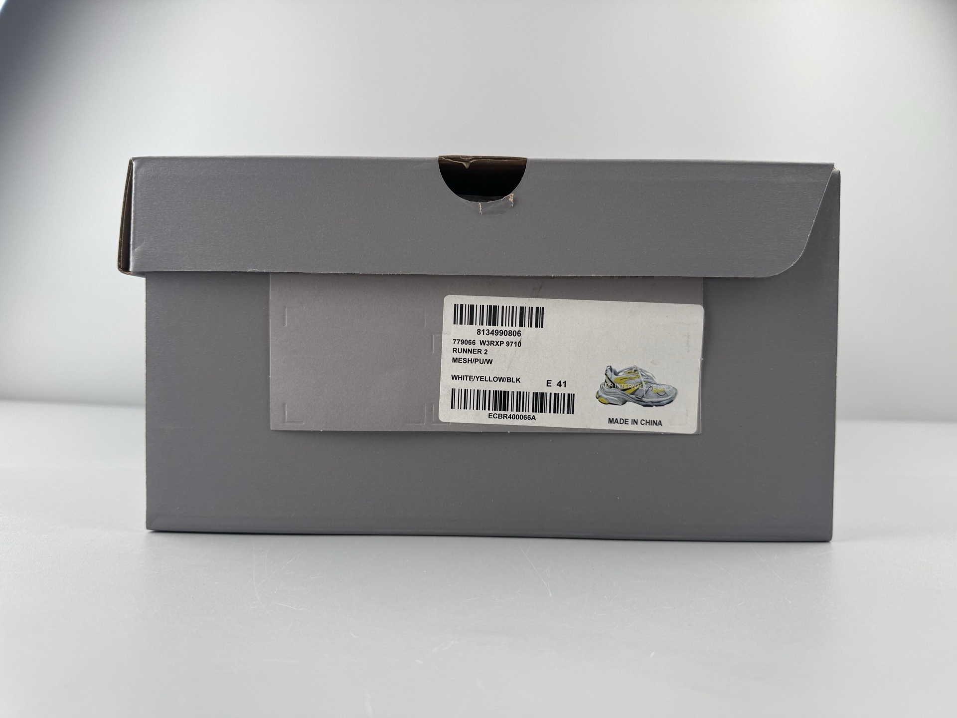 Balenciaga Runner 2.0 Lightweight mesh upper for enhanced breathability and comfort. - Image 4