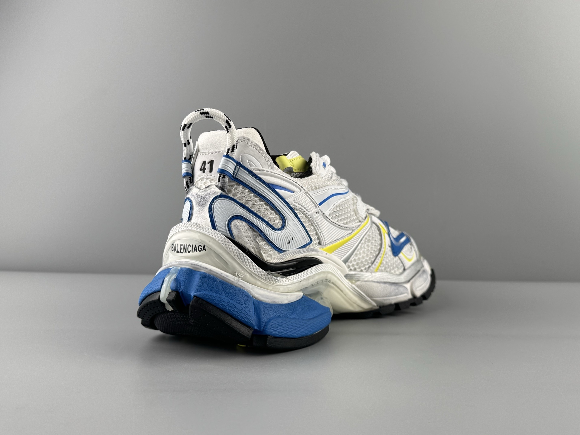 Balenciaga Runner 2.0 Lightweight mesh upper for greater breathability and comfort - Image 5