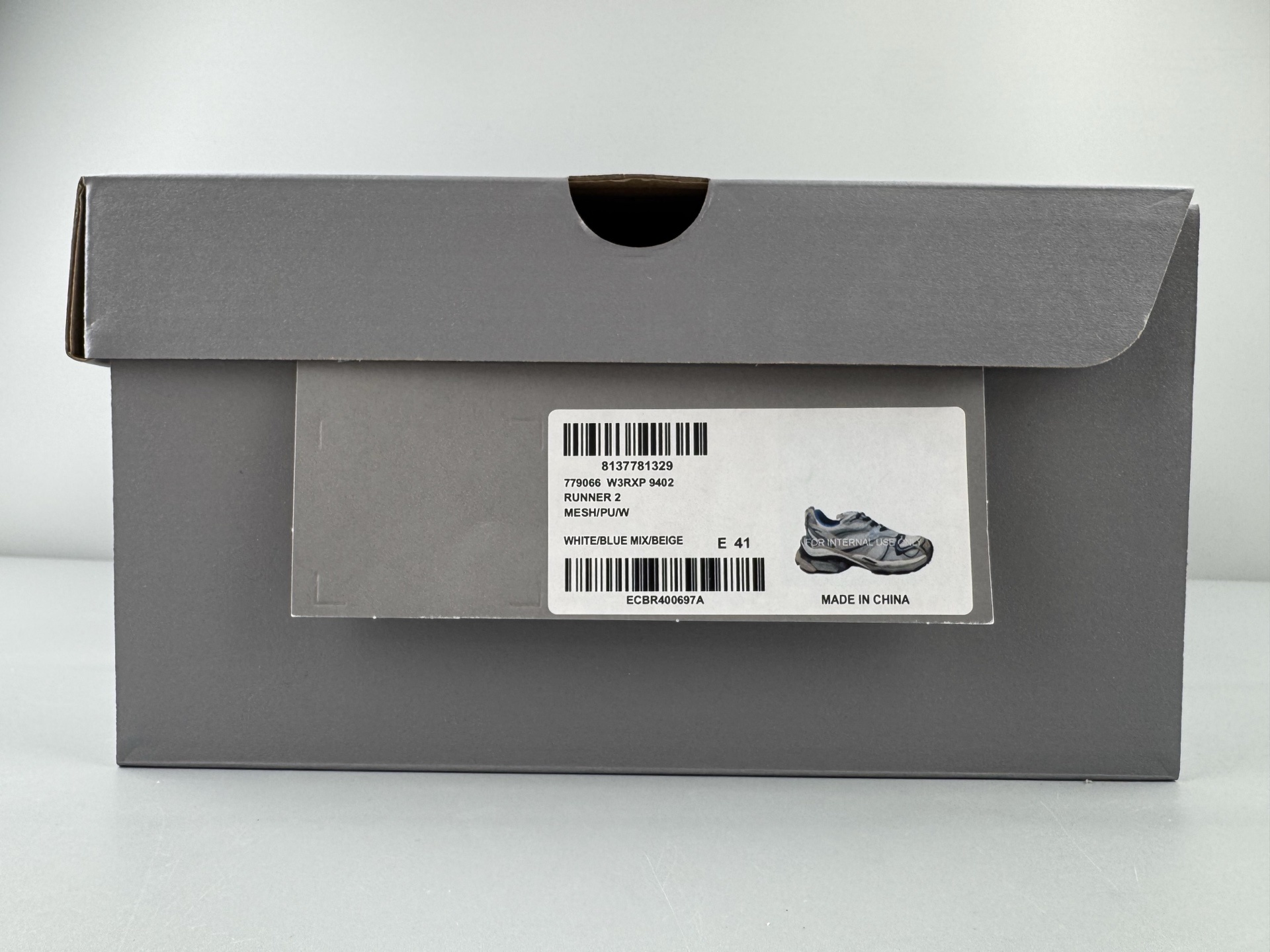 Balenciaga Runner 2.0 Lightweight mesh upper for enhanced breathability and comfort. - Image 6