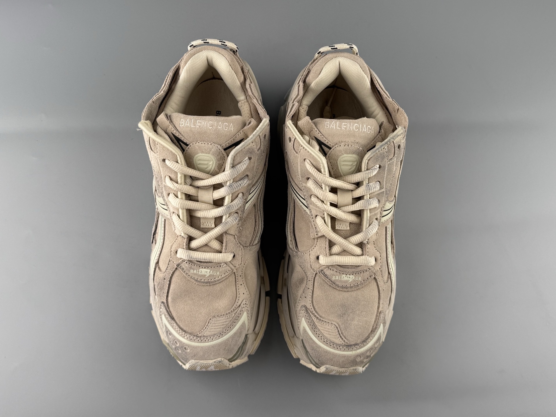 Balenciaga Runner — Classic “Dad Shoes” Lightweight mesh upper for enhanced breathability and comfort. - Image 6