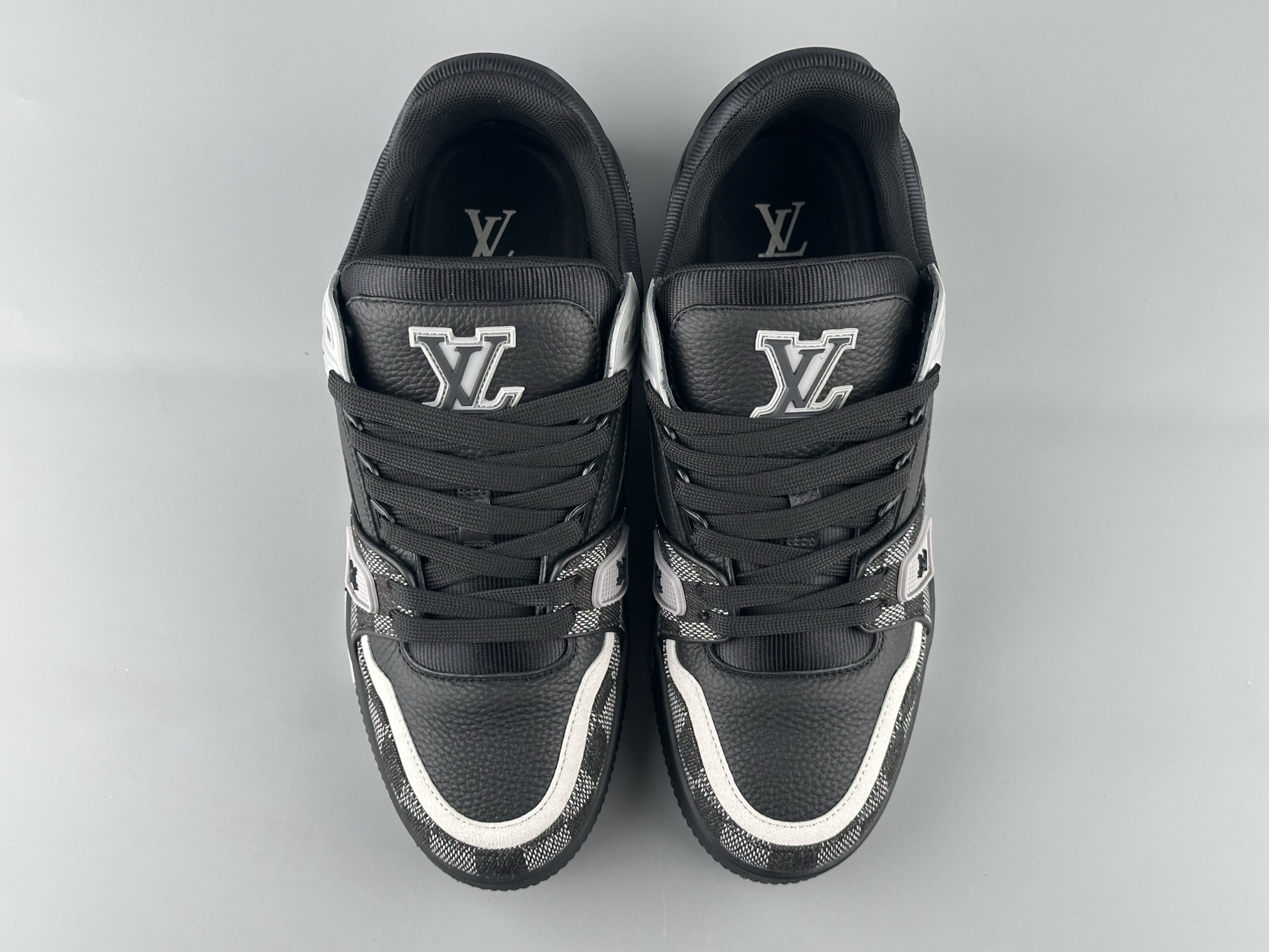 Trainer 2024 Classic Colorway β Black Checkered, Latest Version Brand-new embossing and semi-insert midsole. Crafted with top-quality materials and exclusive custom TPU molding. - Image 9
