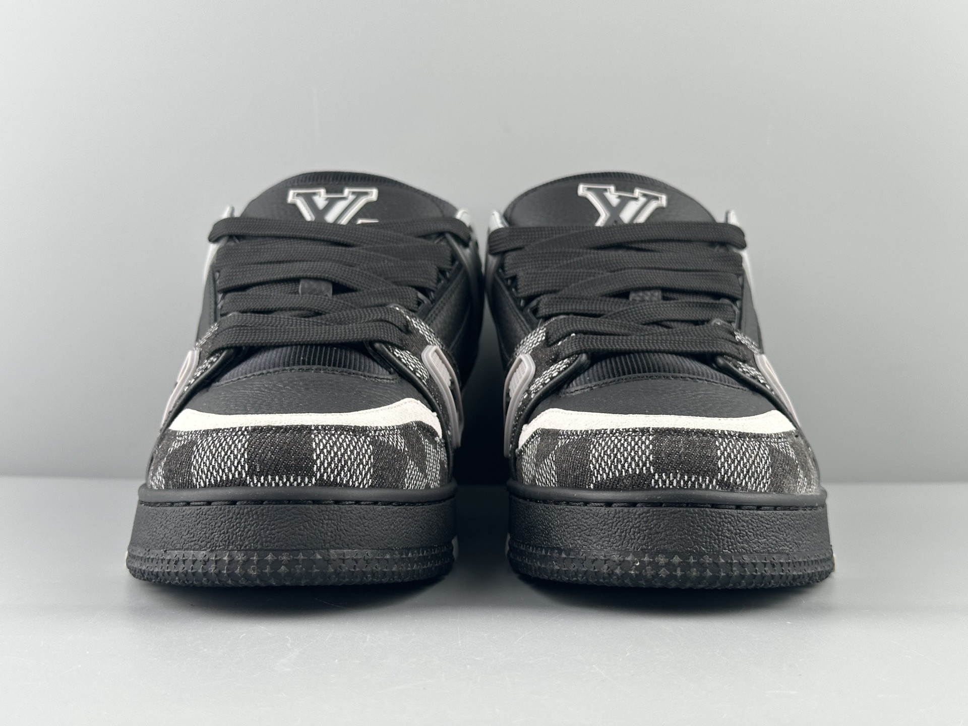 Trainer 2024 Classic Colorway β Black Checkered, Latest Version Brand-new embossing and semi-insert midsole. Crafted with top-quality materials and exclusive custom TPU molding. - Image 13