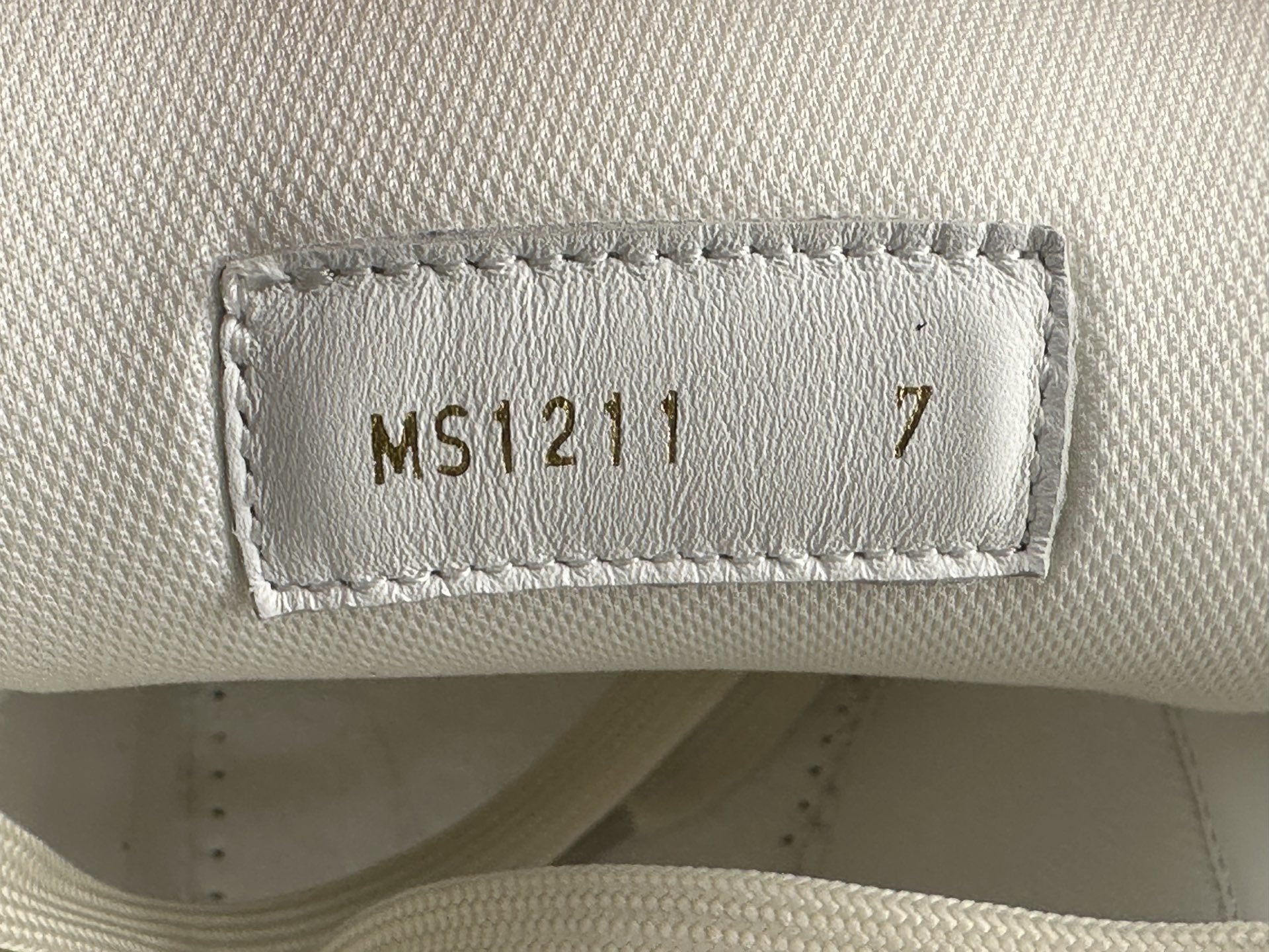 LV Trainer 2024 Classic Colorway β Blue Checkered, Latest Version Features brand-new embossing and a redesigned semi-insert midsole. Crafted with premium materials and exclusive custom TPU molding. - Image 5