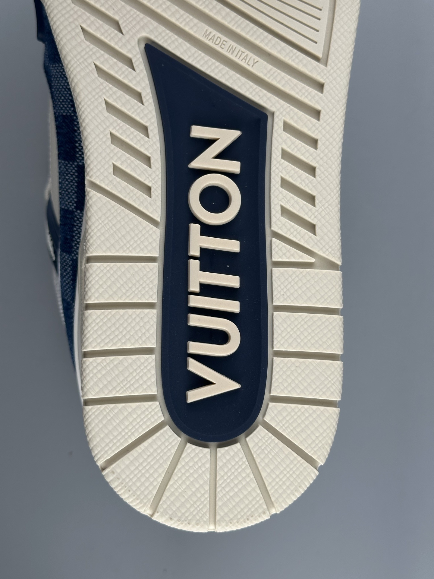 LV Trainer 2024 Classic Colorway β Blue Checkered, Latest Version Features brand-new embossing and a redesigned semi-insert midsole. Crafted with premium materials and exclusive custom TPU molding. - Image 7