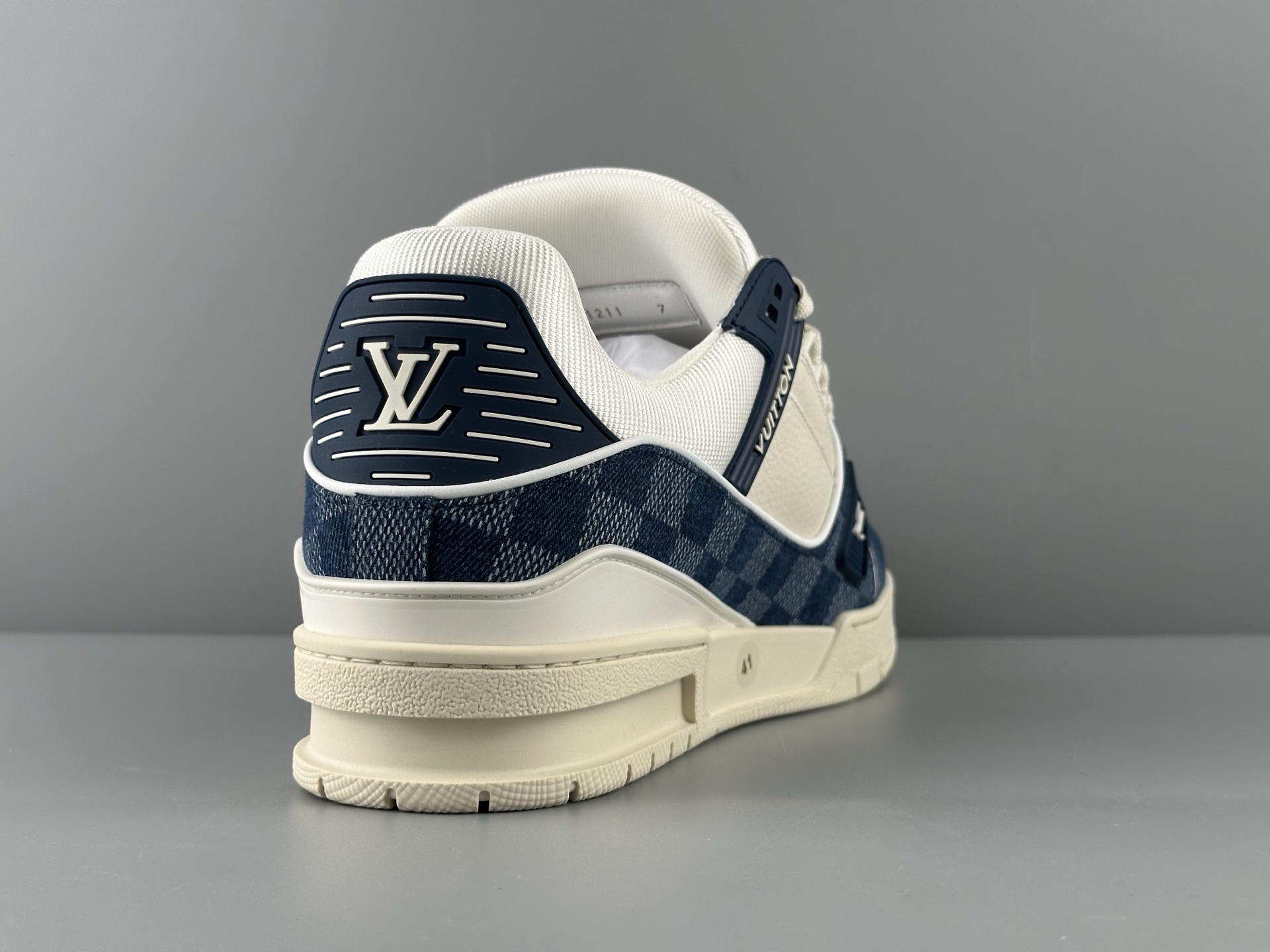 LV Trainer 2024 Classic Colorway β Blue Checkered, Latest Version Features brand-new embossing and a redesigned semi-insert midsole. Crafted with premium materials and exclusive custom TPU molding. - Image 17