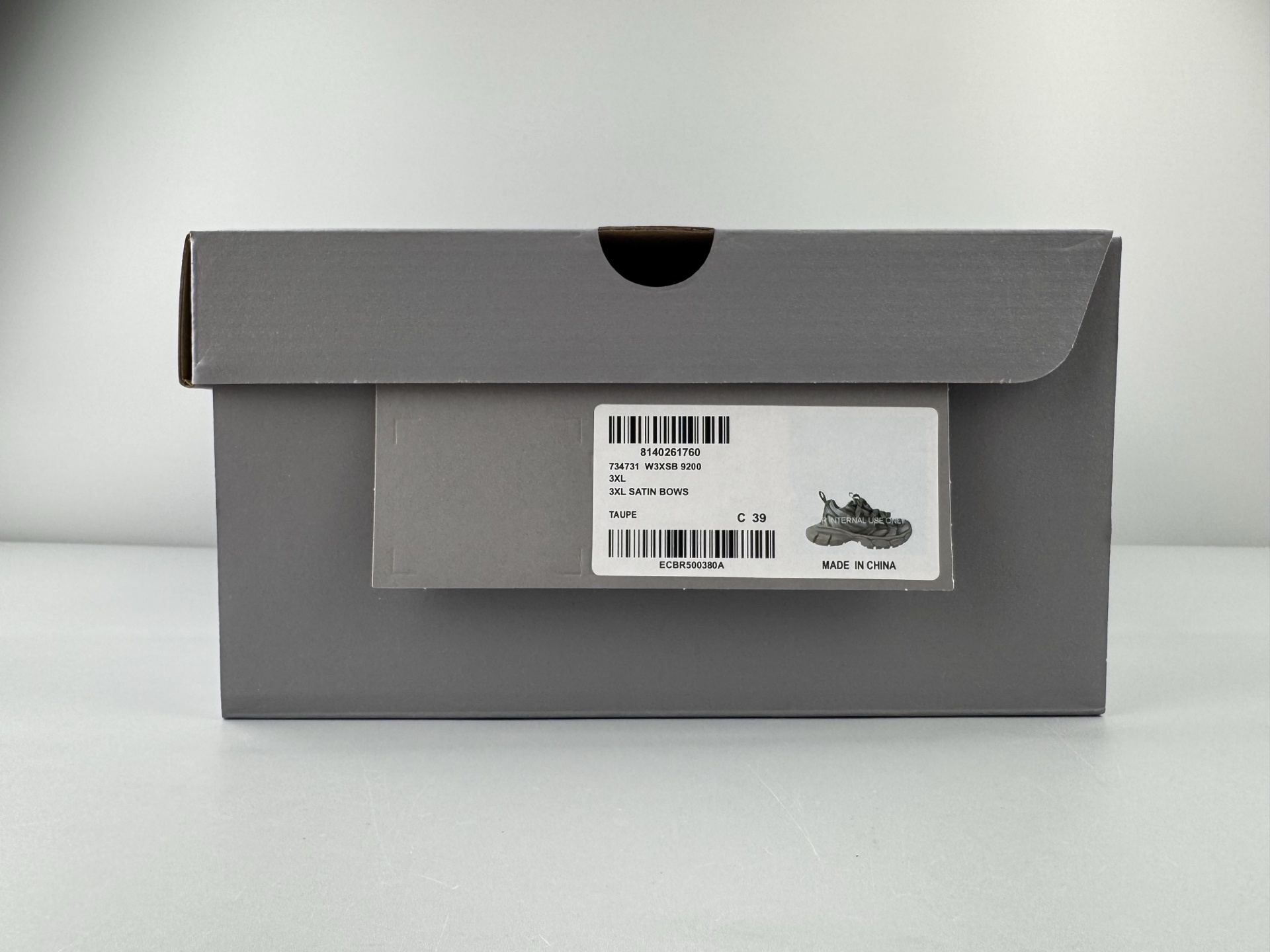 Balenciaga 3XL Sneaker โ Paris Fashion House 3XL โDad Shoesโ with satin bow ๐, Light Gray Colorway. - Image 2