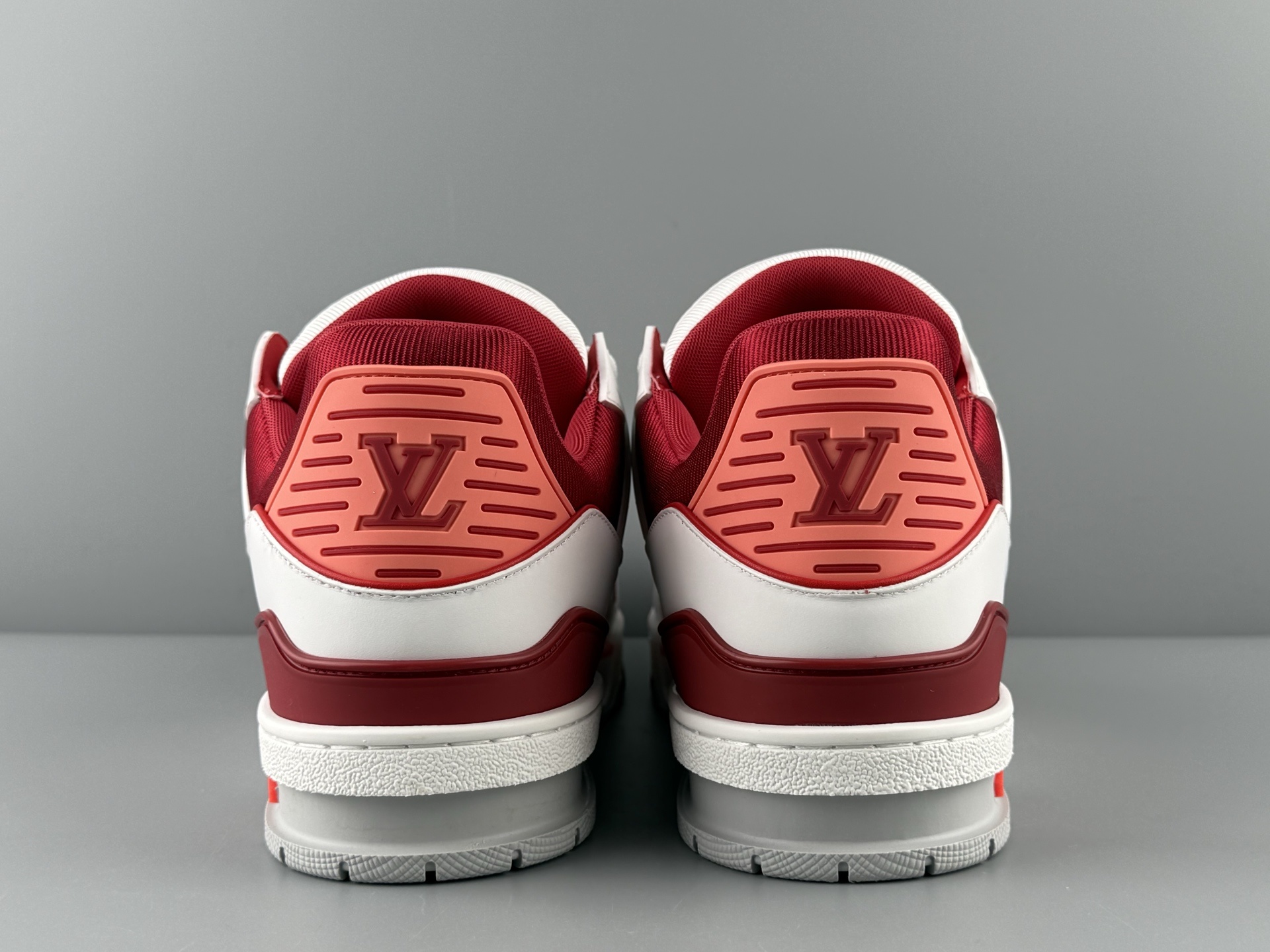 LV Trainer 25FW β White & Blue Colorway, 2025 Latest Version Brand-new embossing and semi-insert midsole. Crafted with premium materials and exclusive custom TPU molding. - Image 13