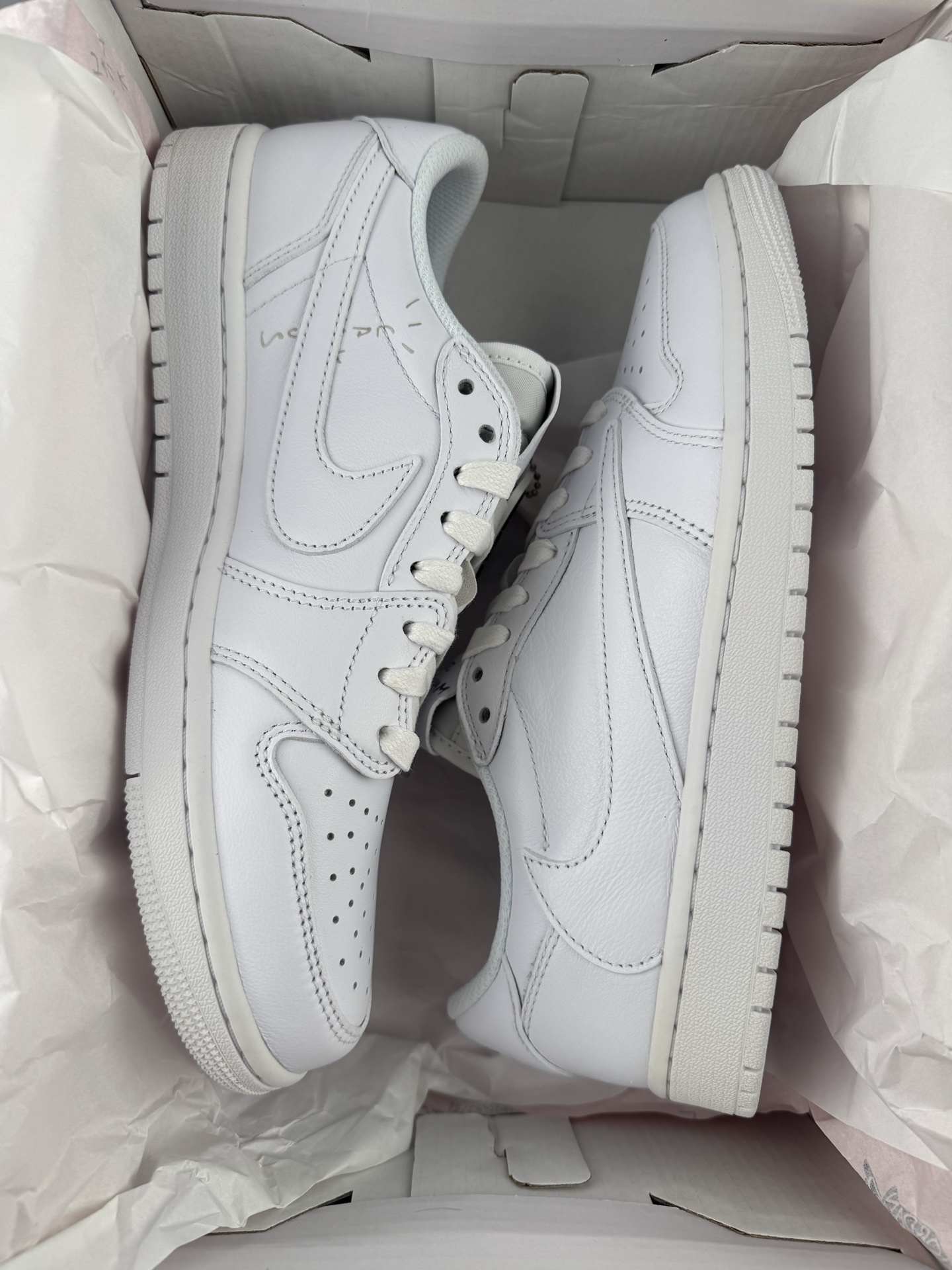 Travis Scott x Air Jordan 1 Low OG “Reverse Swoosh” Friends & Family All-White Edition - Image 6