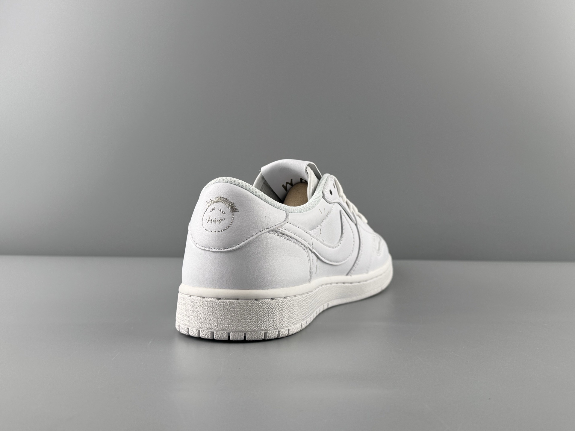 Travis Scott x Air Jordan 1 Low OG “Reverse Swoosh” Friends & Family All-White Edition - Image 15