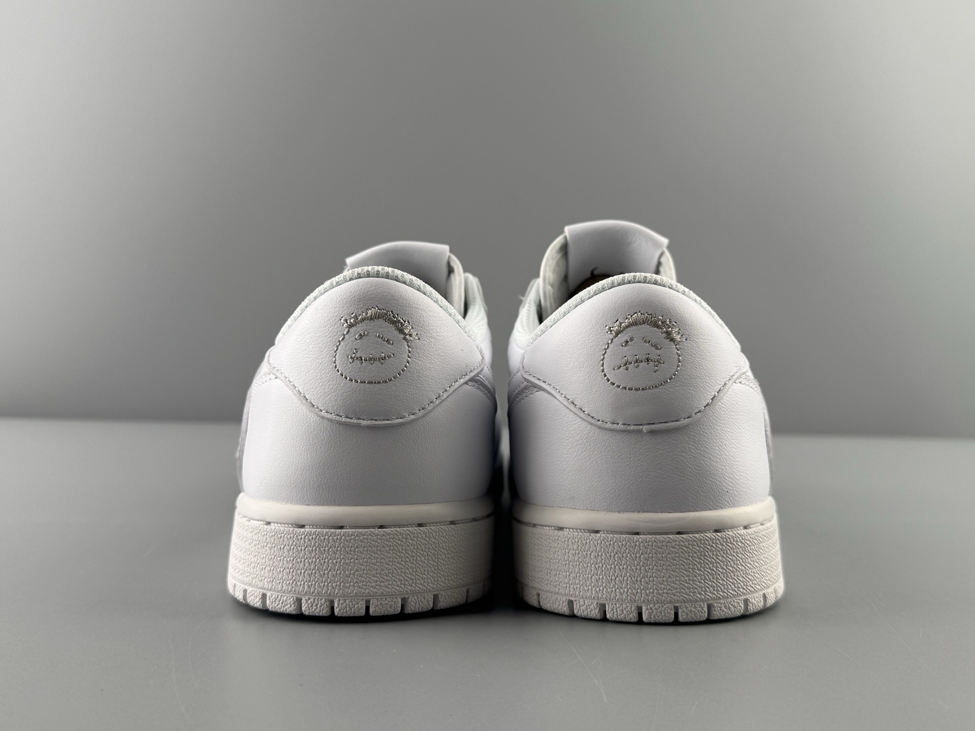 Travis Scott x Air Jordan 1 Low OG “Reverse Swoosh” Friends & Family All-White Edition - Image 18