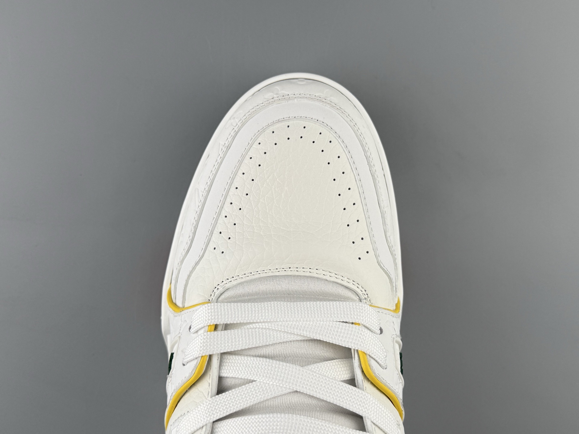 LV Trainer Yellow Cruise Limited Edition β 2025 latest version. Features brand-new embossing, new semi-insert midsole, made with top-grade materials, independent custom TPU mold with drip detailing. - Image 3