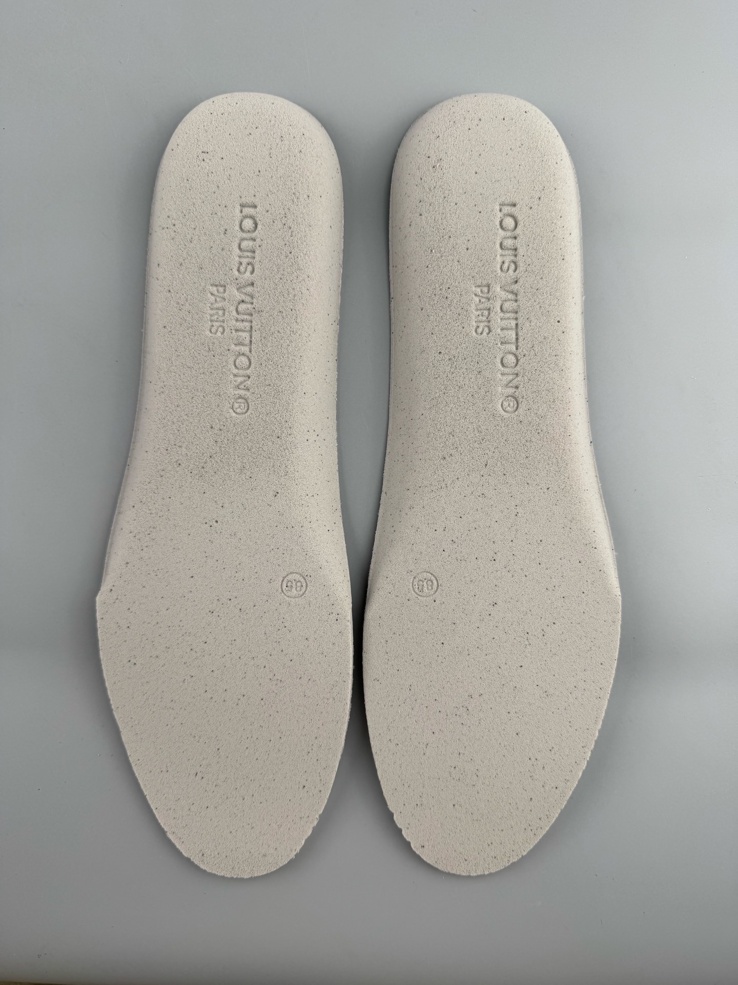 LV Trainer Blue Cruise Limited Edition β 2025 latest version. Features brand-new embossing, upgraded semi-insert midsole, made with premium materials. Independent custom TPU mold with drip finish. - Image 6