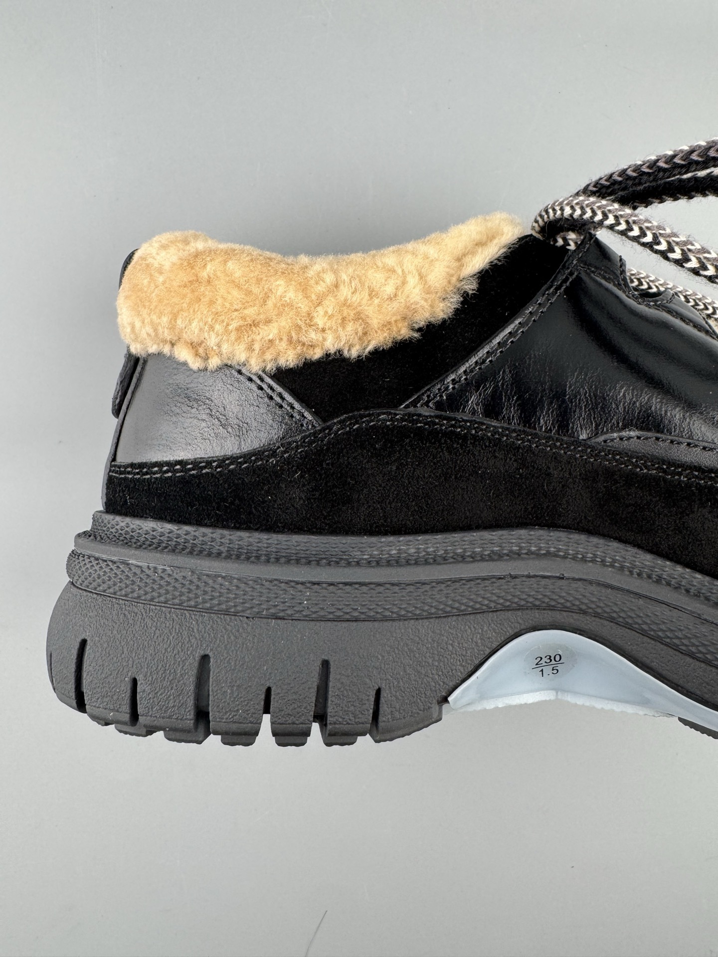 Chanel 25Cb Latest Teddy Panda Sneakers - Image 5