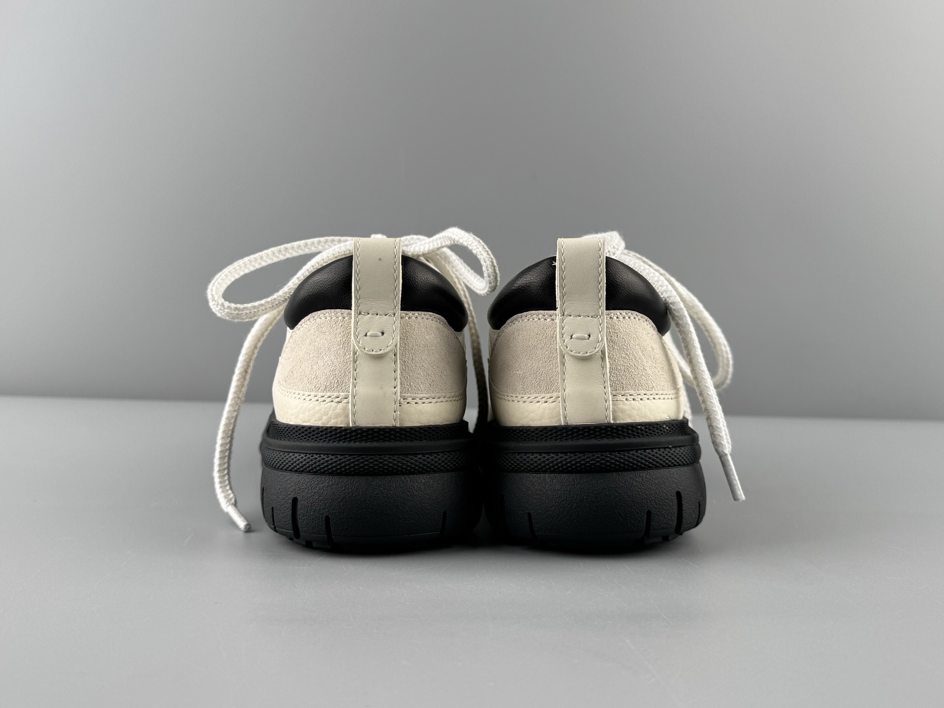 Chanel 25Cb Latest Teddy Panda Sneakers 🐼 Patchwork design with contrasting quilted patterns Lace-up style with a chic British “Coco Chanel” vibe Classic black and white color scheme - Image 15