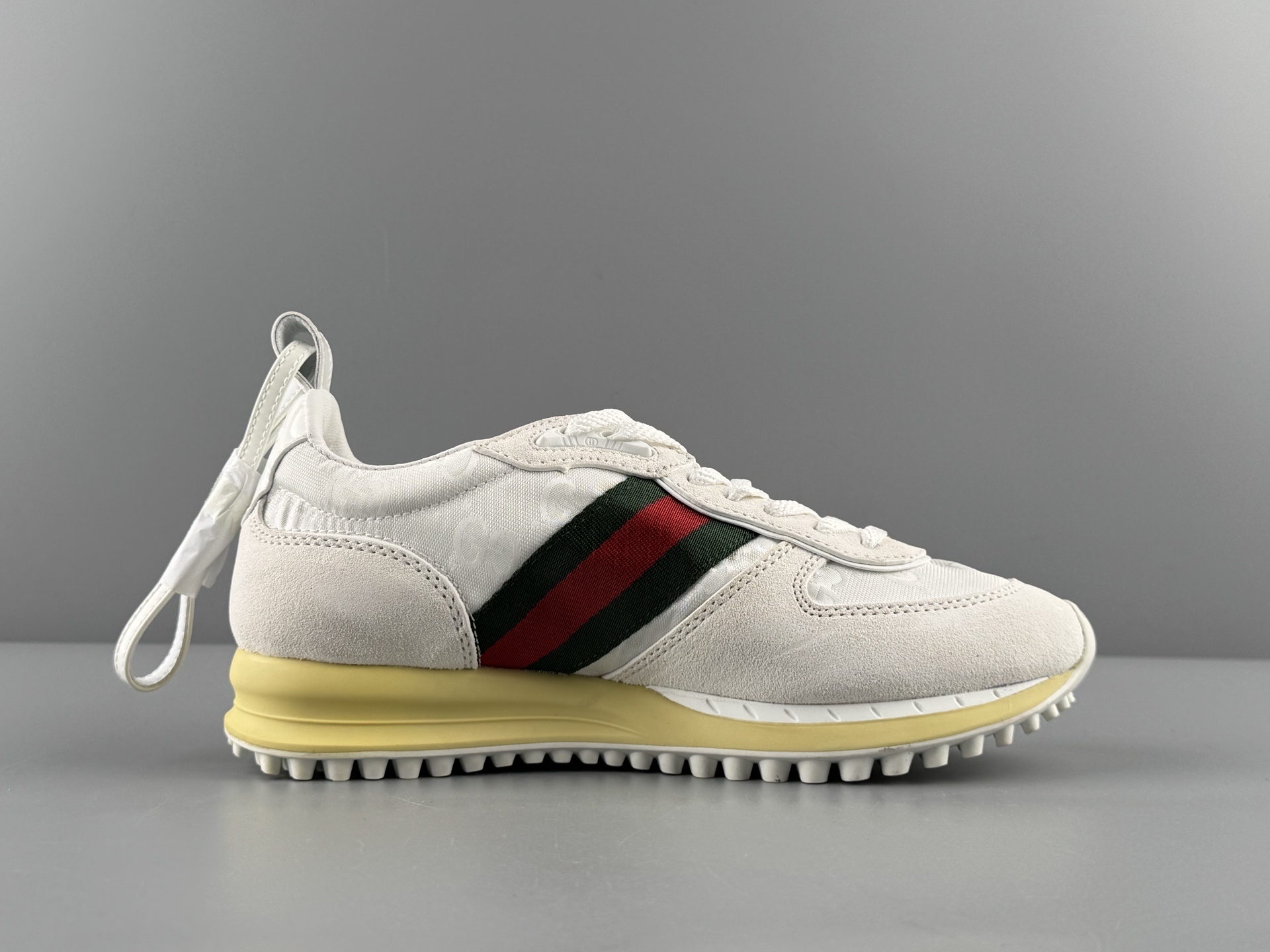 GUCCI Re-Motion Round-Toe Lace-Up Low-Top Casual Sneakers Unisex design for daily wear.