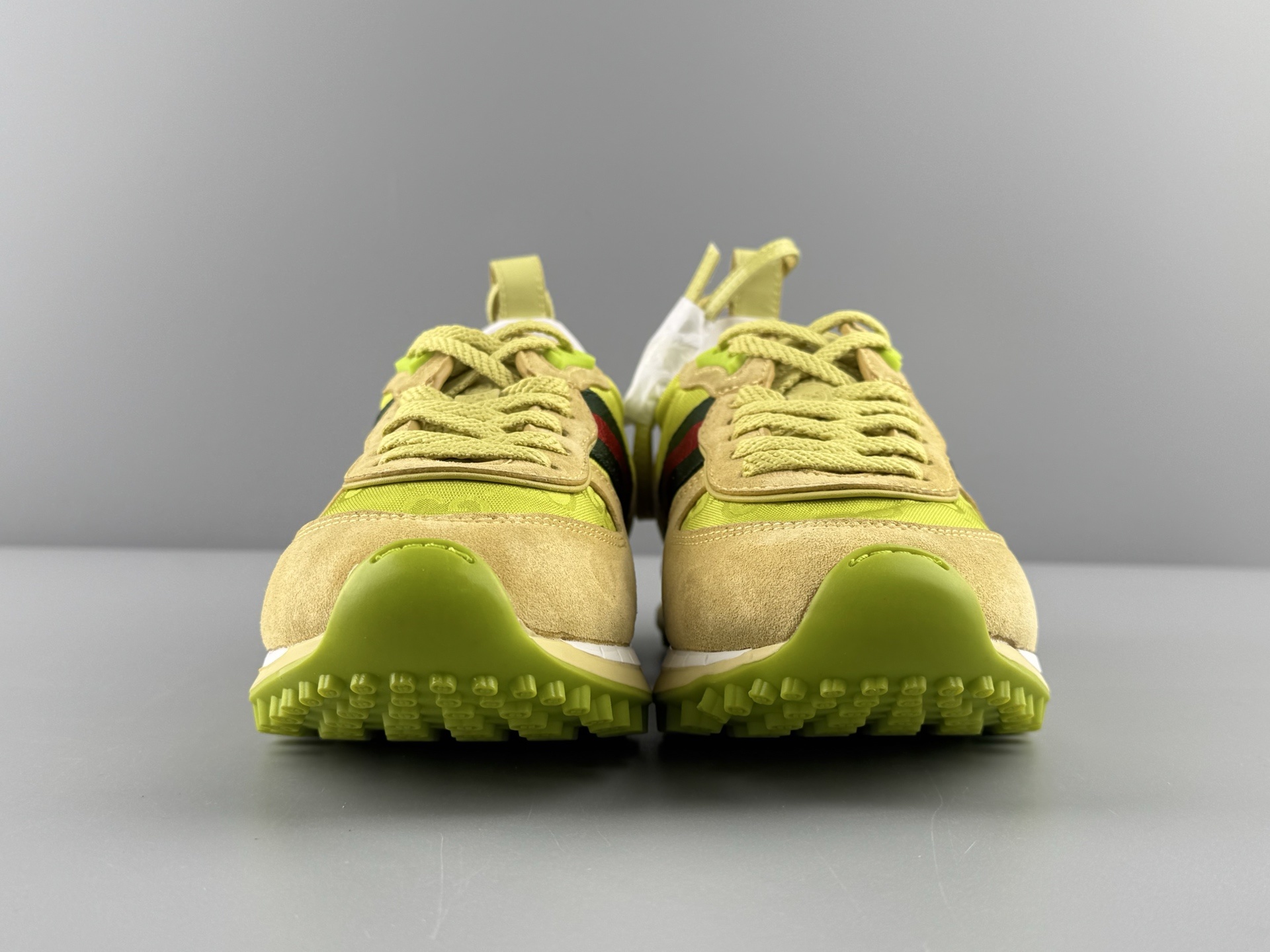 GUCCI Re-Motion Round-Toe Lace-Up Low-Top Casual Sneakers Women’s edition, designed for daily casual wear. - Image 3