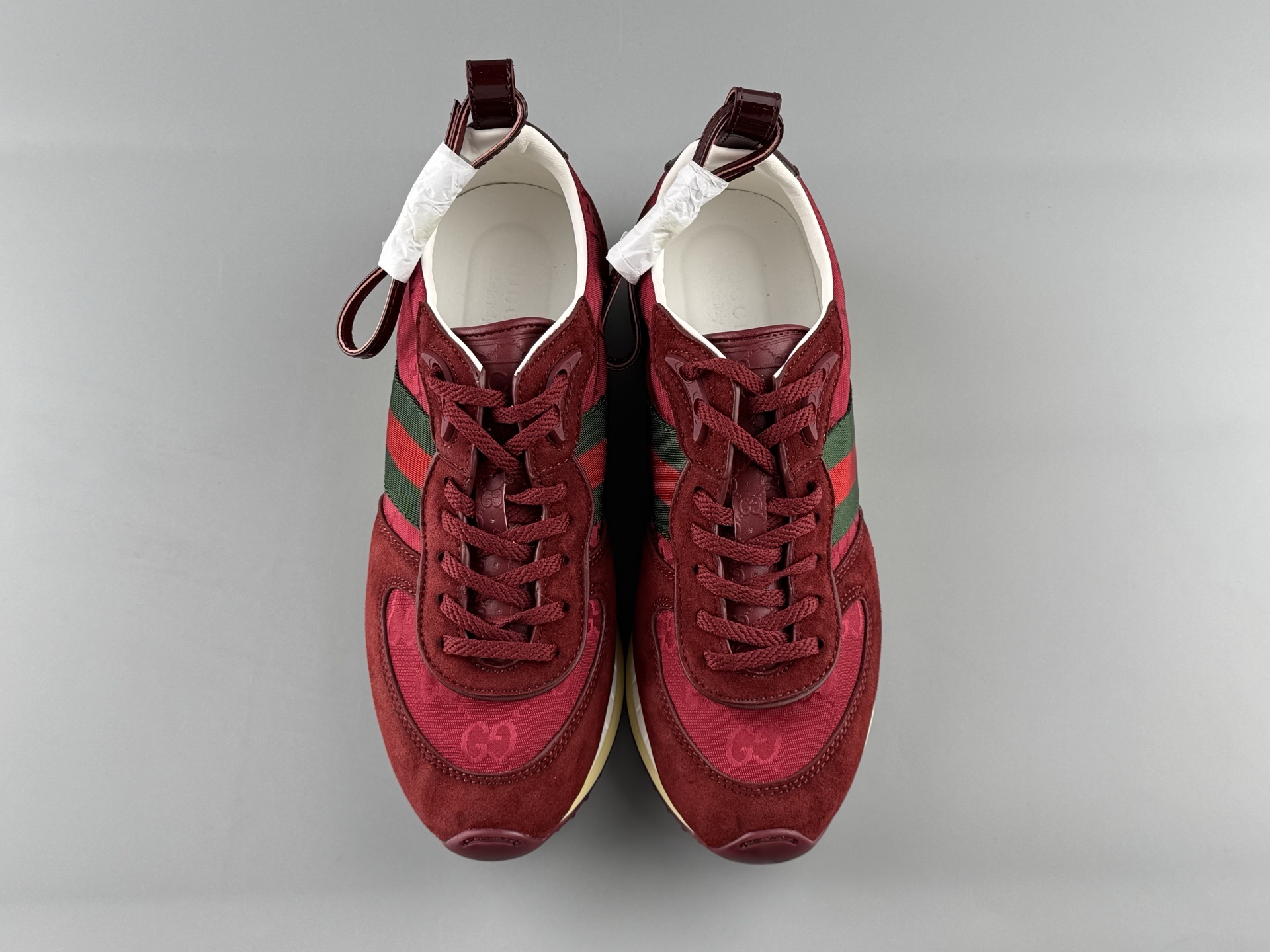 GUCCI Re-Motion Style: Round-toe, lace-up, low-top casual sneakers Design: Unisex (couple’s style) - Image 7