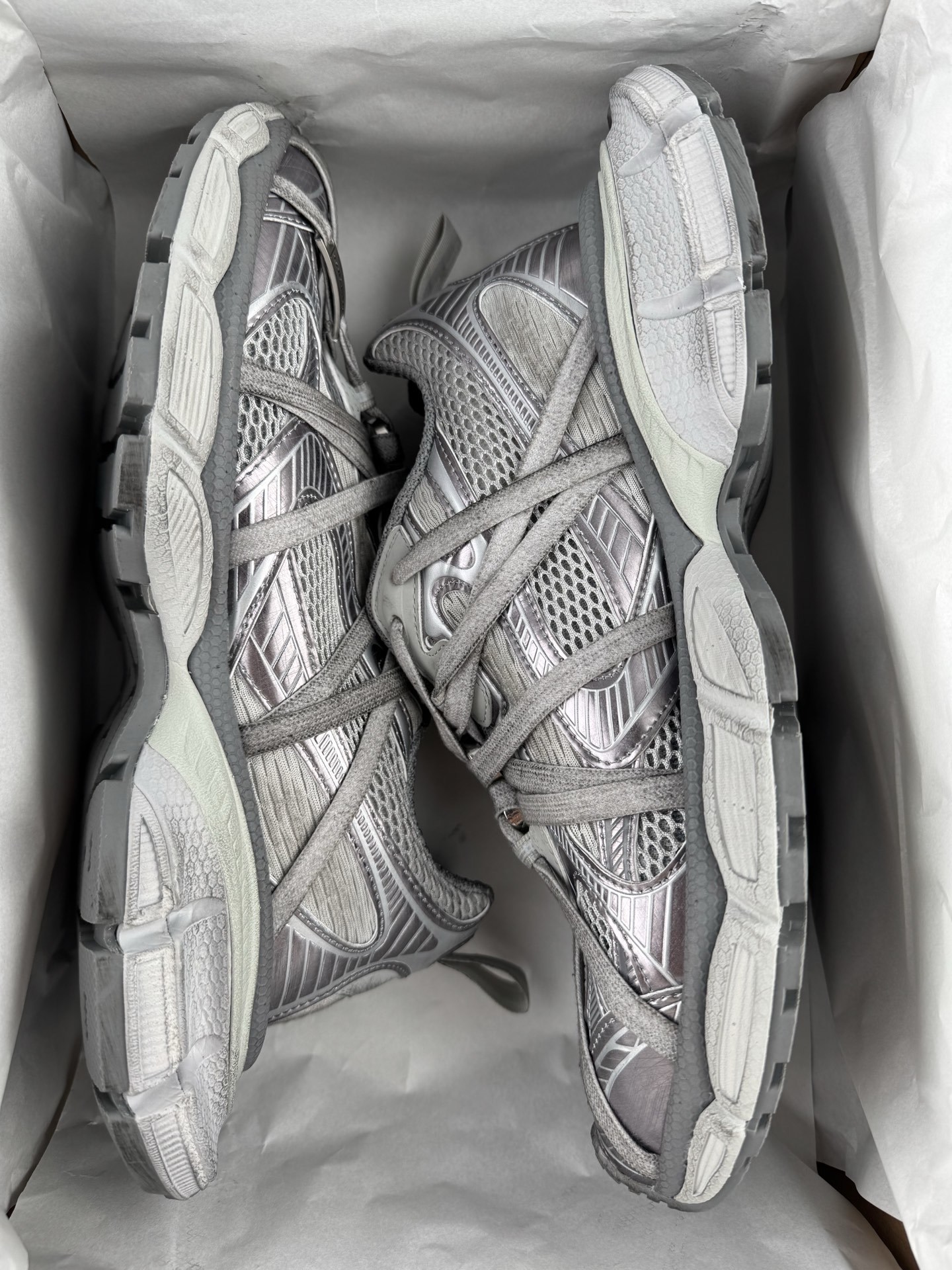 Balenciaga 3XL Dark Gray βB Buckle Lace-Upβ Sneaker XXXL β Paris Fashion House - Image 5