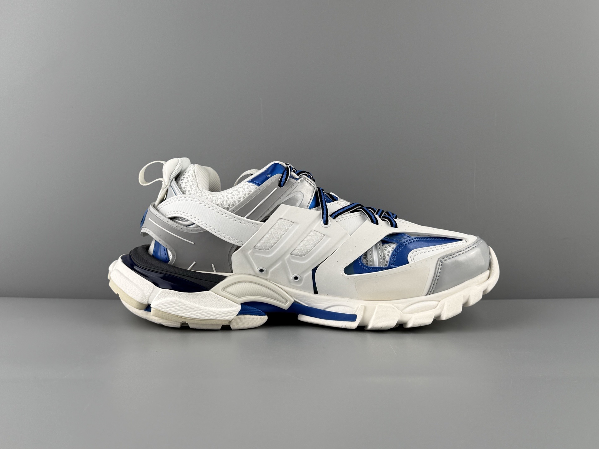 Balenciaga Track 3.0 — Paris Fashion House, Classic 3rd Generation