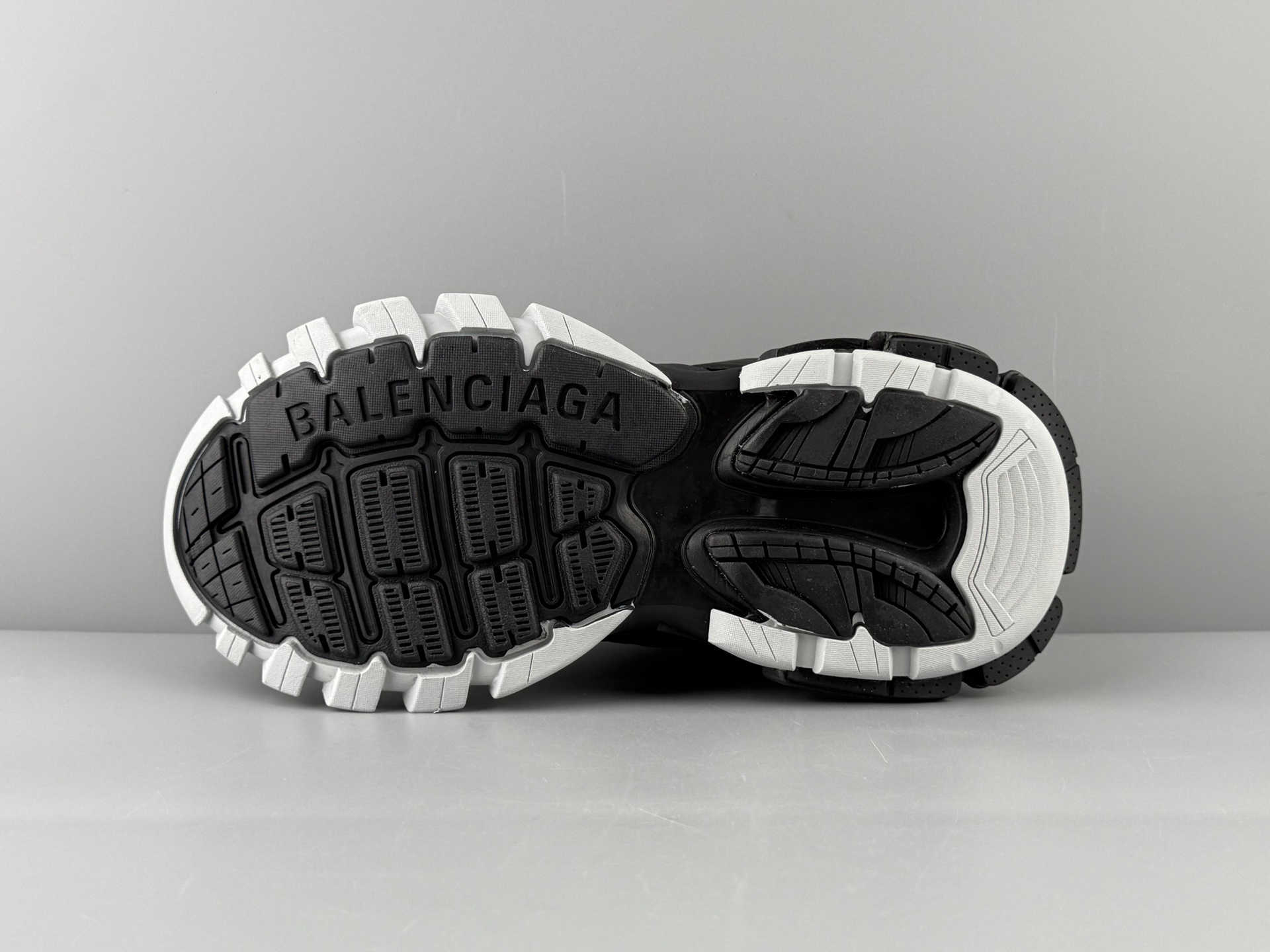 Balenciaga Track 3.0 — Paris Fashion House, Classic 3rd Generation - Image 8