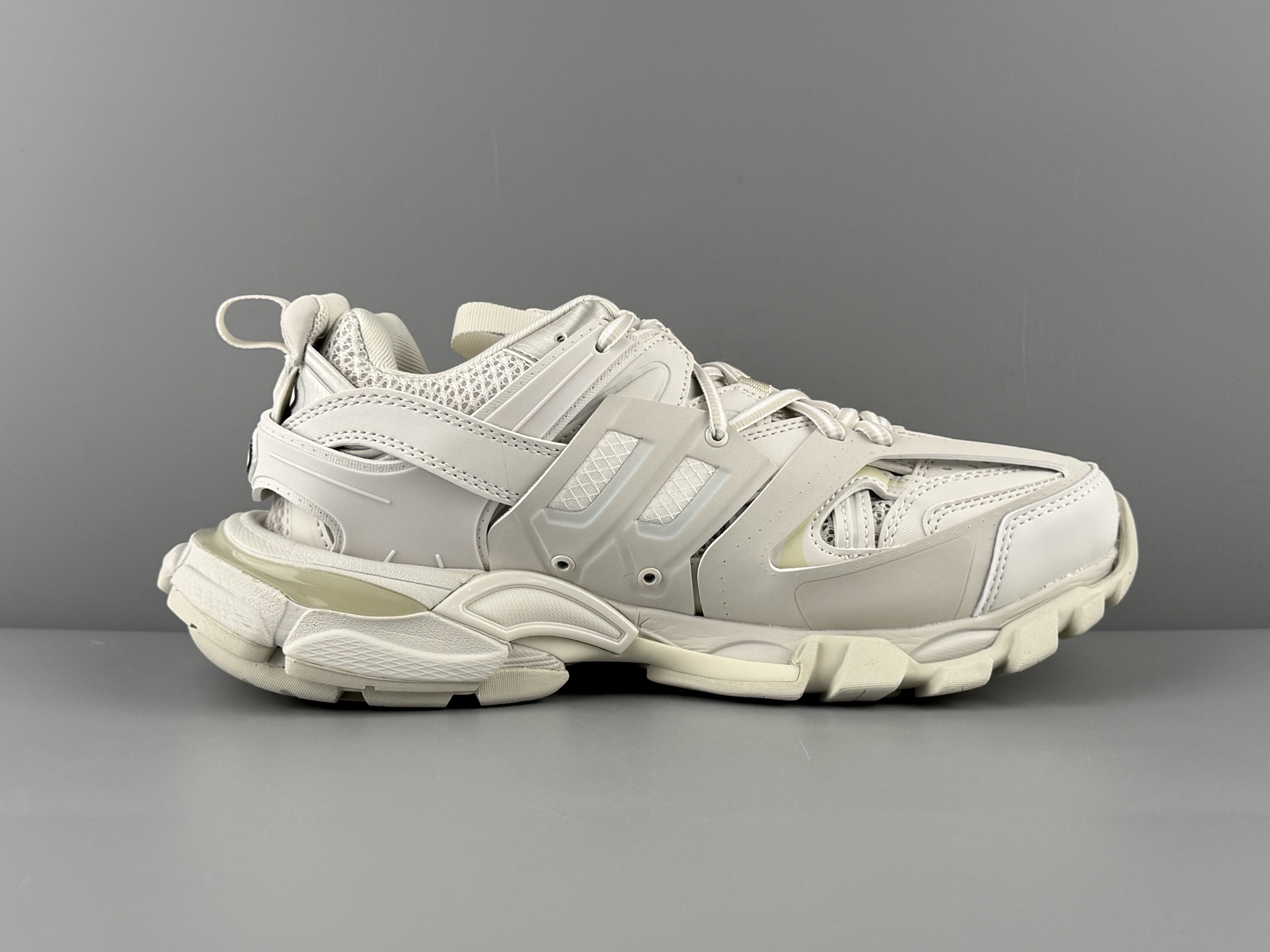 Balenciaga Track 3.0 — Paris Fashion House, Classic 3rd Generation - Image 2