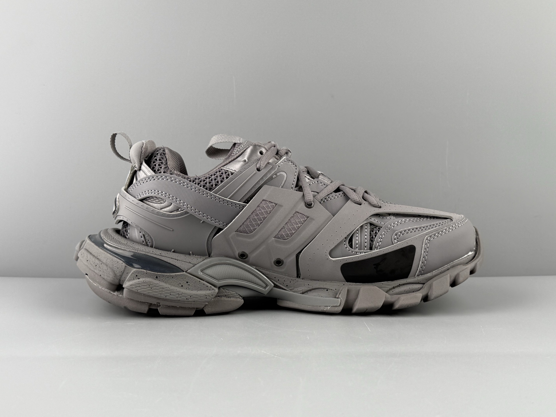 Balenciaga Track 3.0 — Paris Fashion House, Classic 3rd Generation