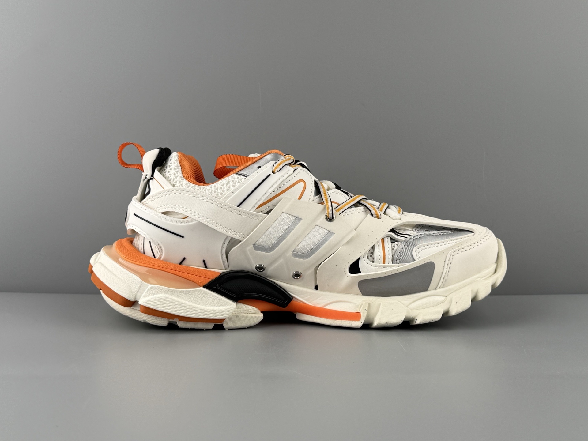 Balenciaga Track 3.0 β Paris Fashion House, Classic 3rd Generation - Image 2