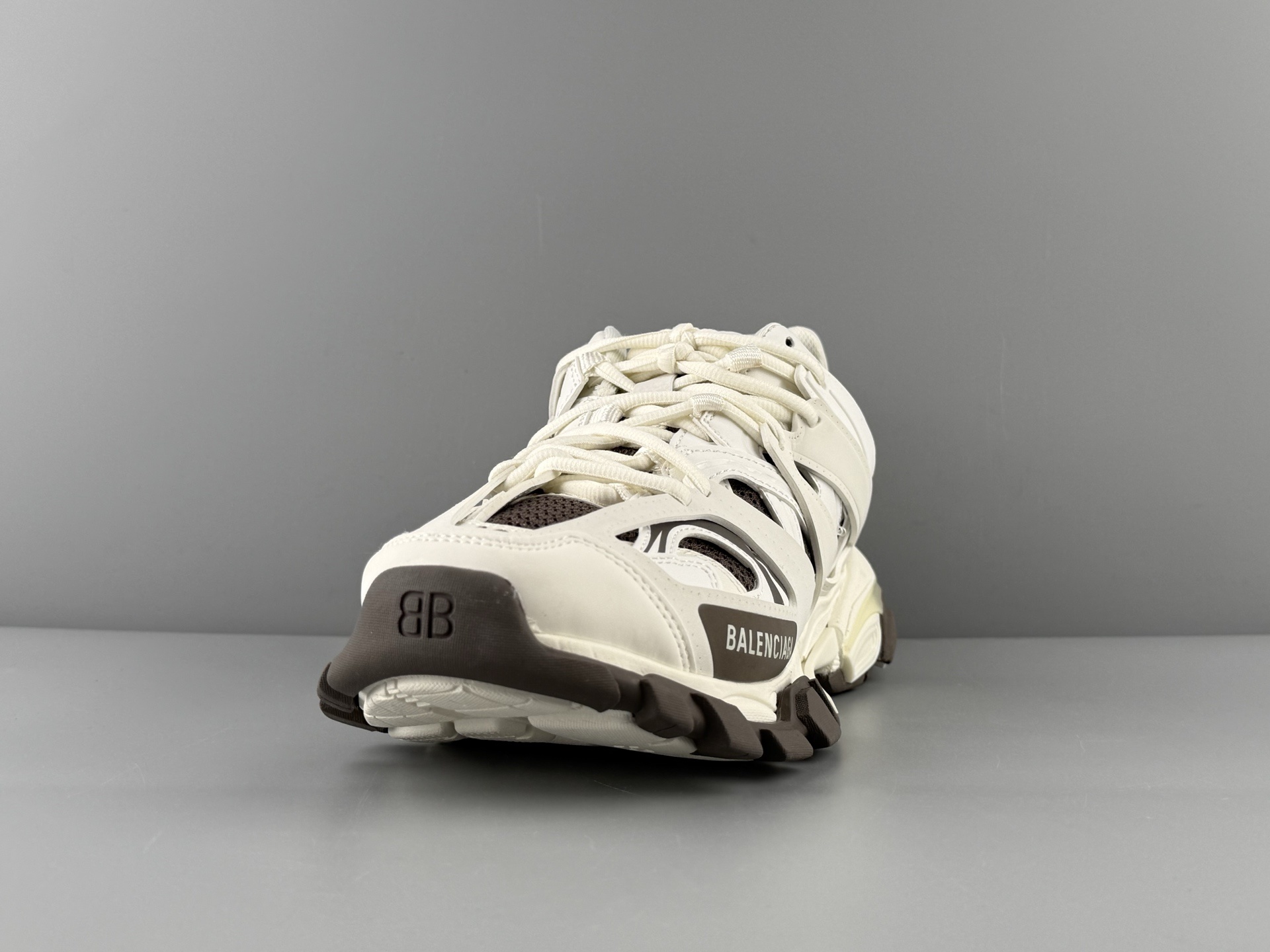 Balenciaga Track 3.0 — Paris Fashion House, Classic 3rd Generation - Image 5