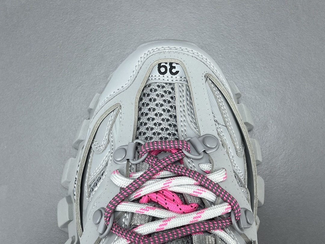 Balenciaga Track 3.0 — Paris Fashion House, Classic 3rd Generation - Image 3