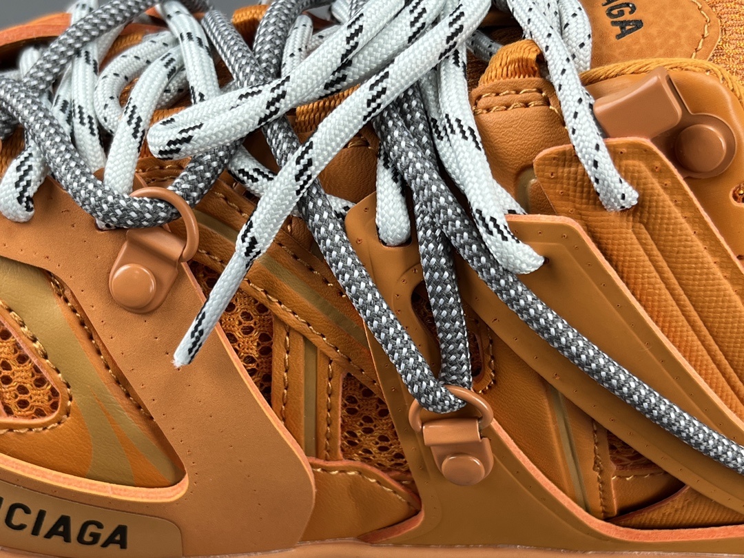 Balenciaga Track 3.0 β Paris Fashion House, Classic 3rd Generation - Image 5