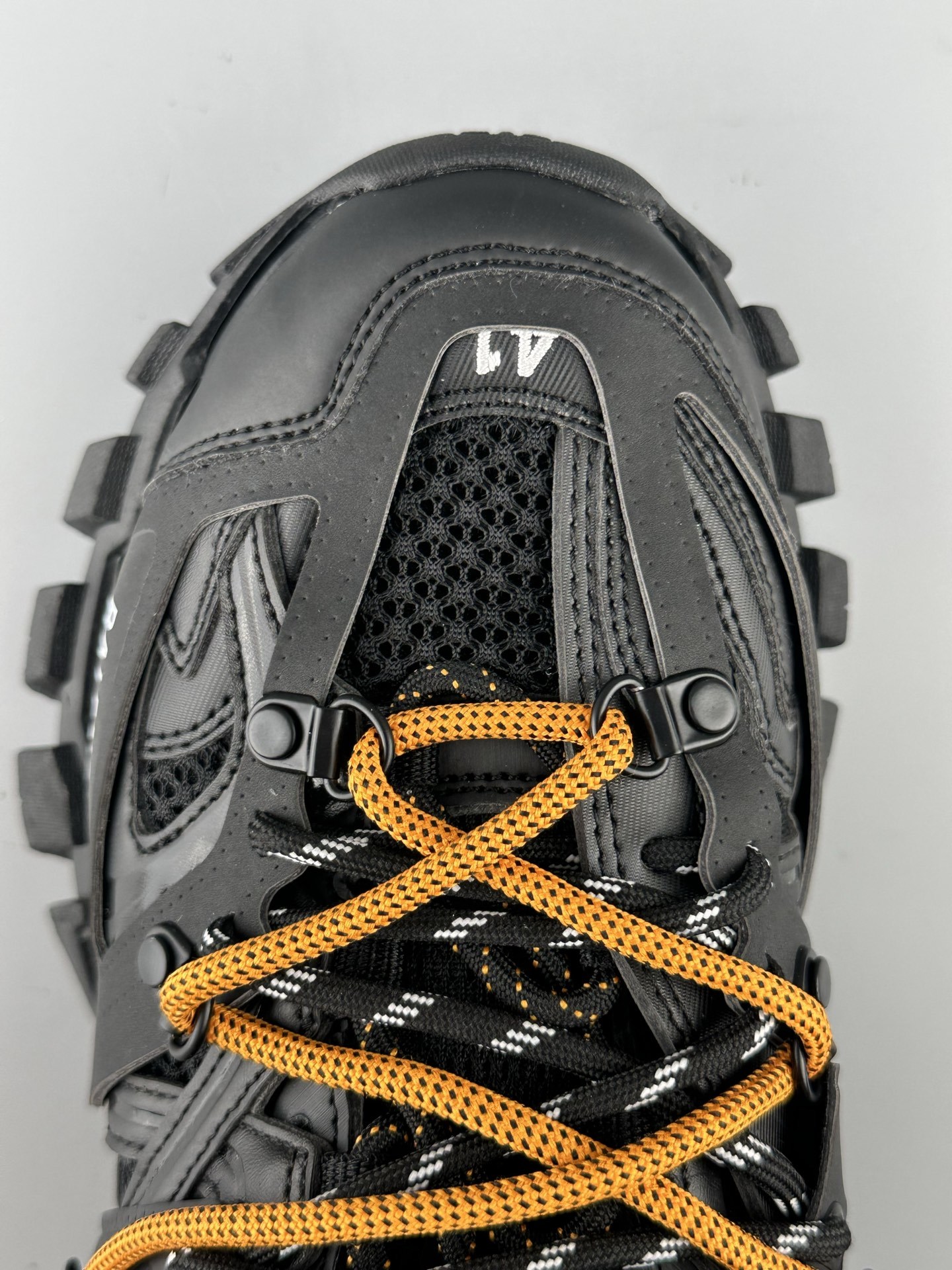 Balenciaga Track 3.0 β Paris Fashion House, Classic 3rd Generation - Image 5