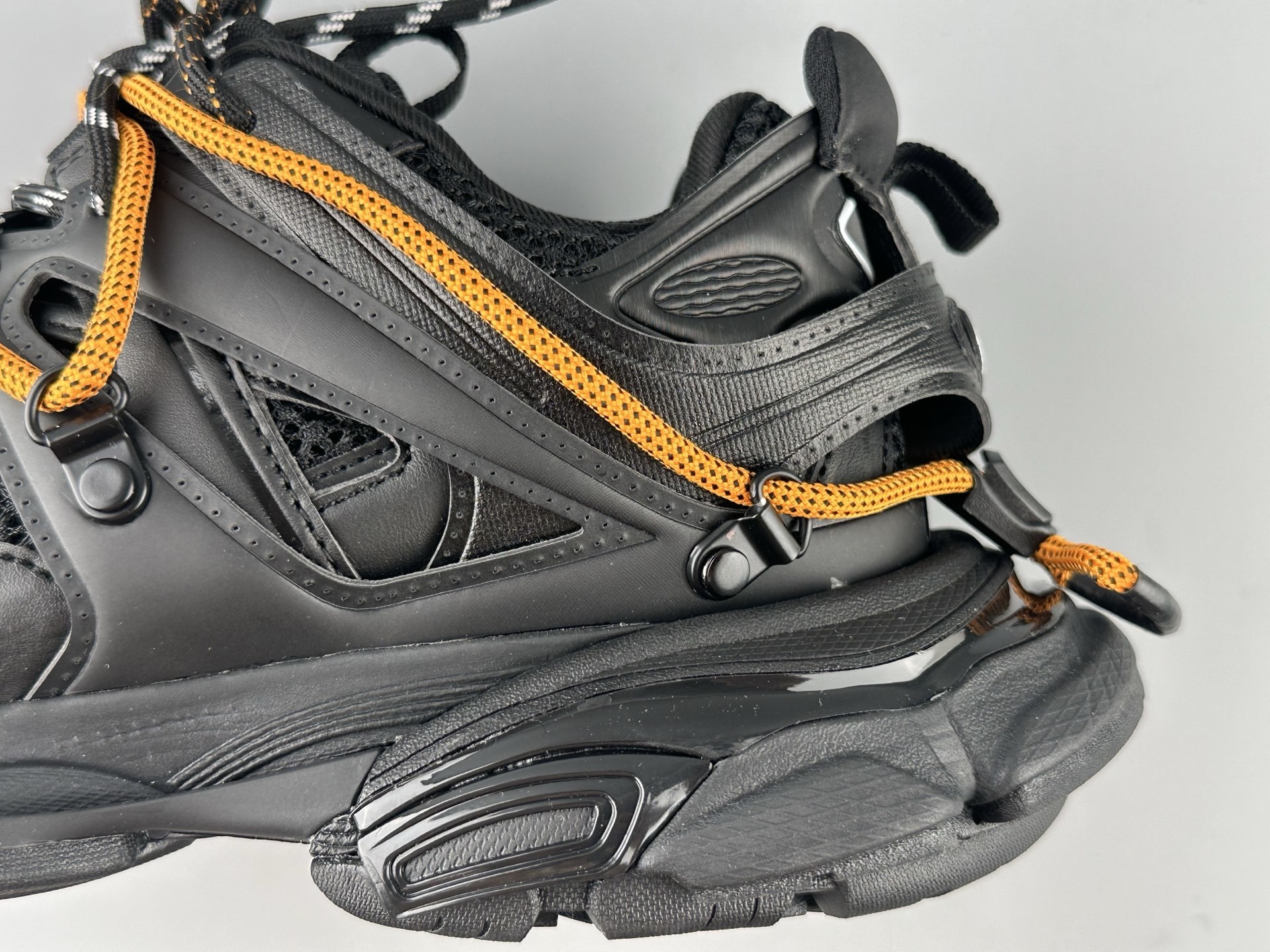 Balenciaga Track 3.0 β Paris Fashion House, Classic 3rd Generation - Image 6