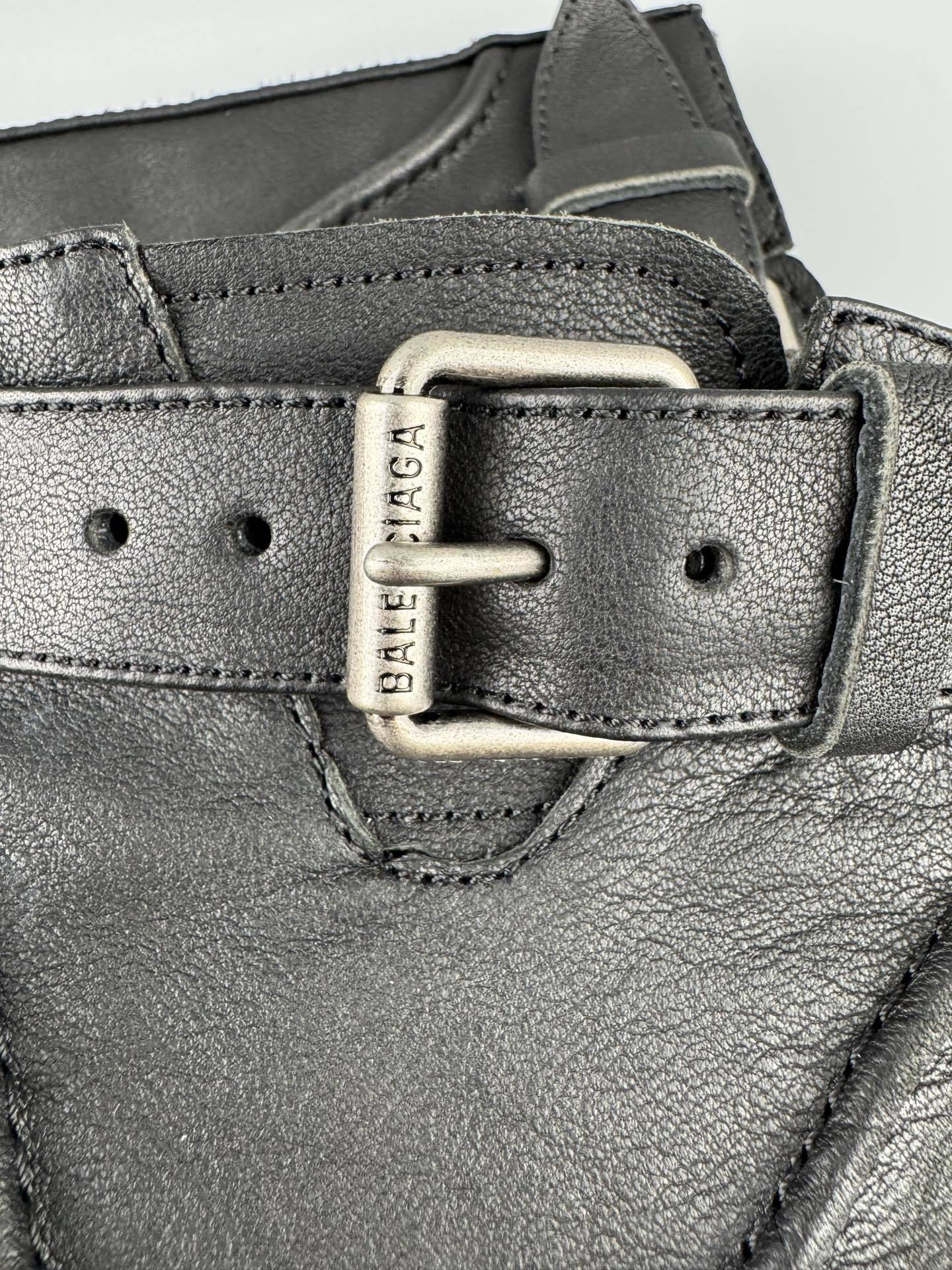 Balenciaga Venom Mid-Top Boots β Paris Fashion House Material: Premium calfskin leather - Image 4