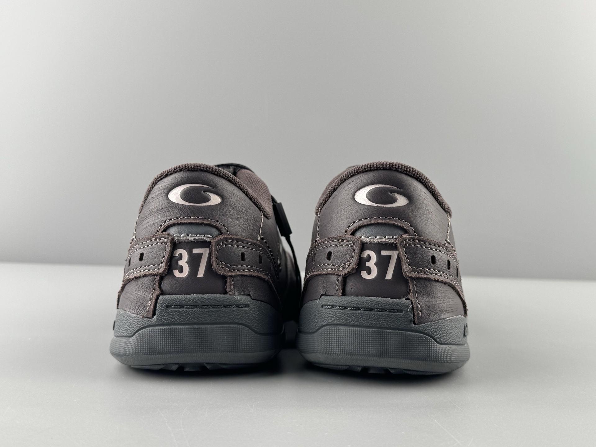 Reseller-Level Version, Distinct from Ordinary Market Stock! Balenciaga HAMPTONS WORN-OUT β Paris Fashion House - Image 17