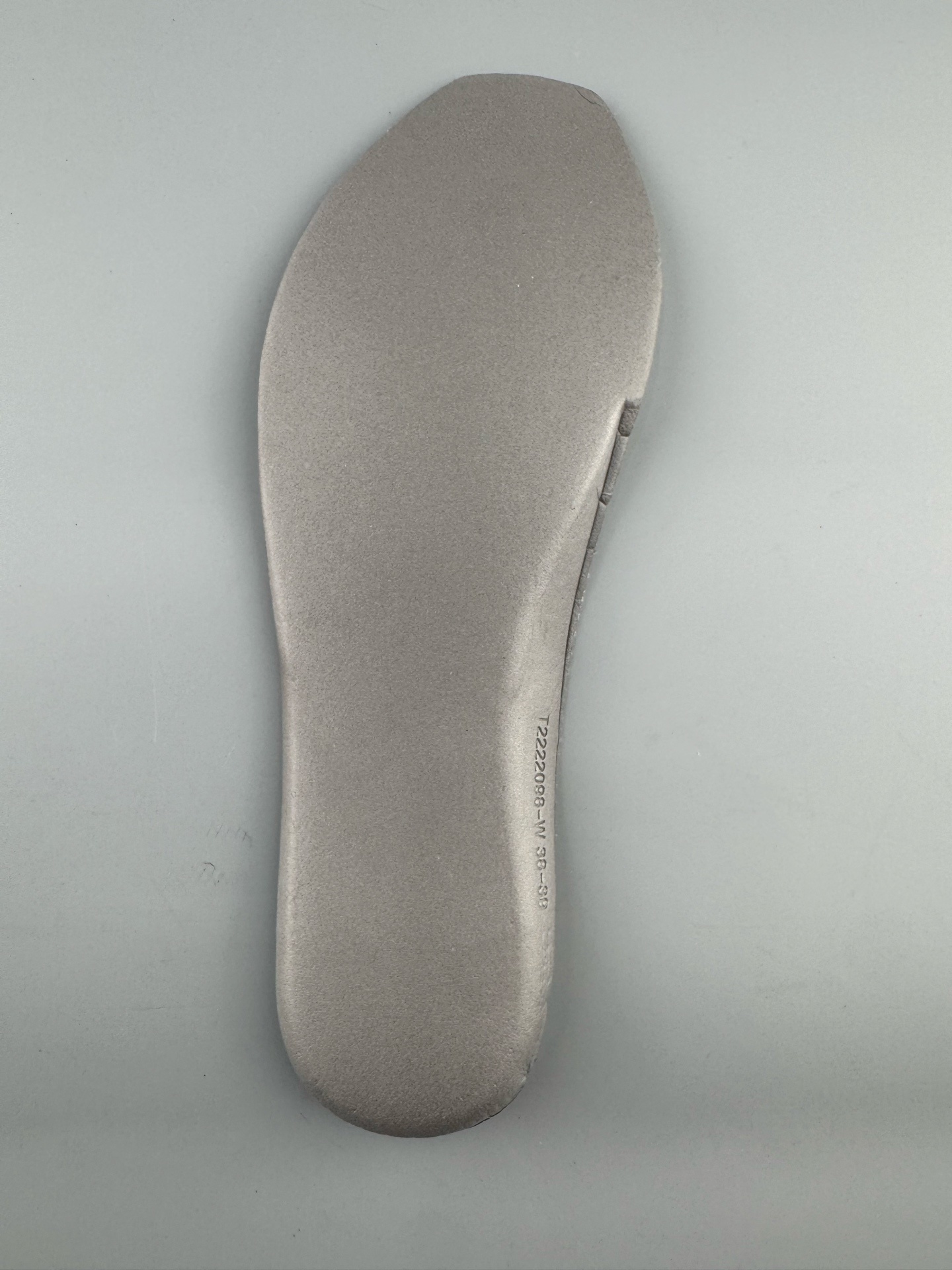 Balenciaga 3XL White & Purple Women’s Sneaker XXXL Premium quality from original factory molds. Made with authentic mesh and microfiber materials identical to the official source — ensuring perfect structure and texture. - Image 2