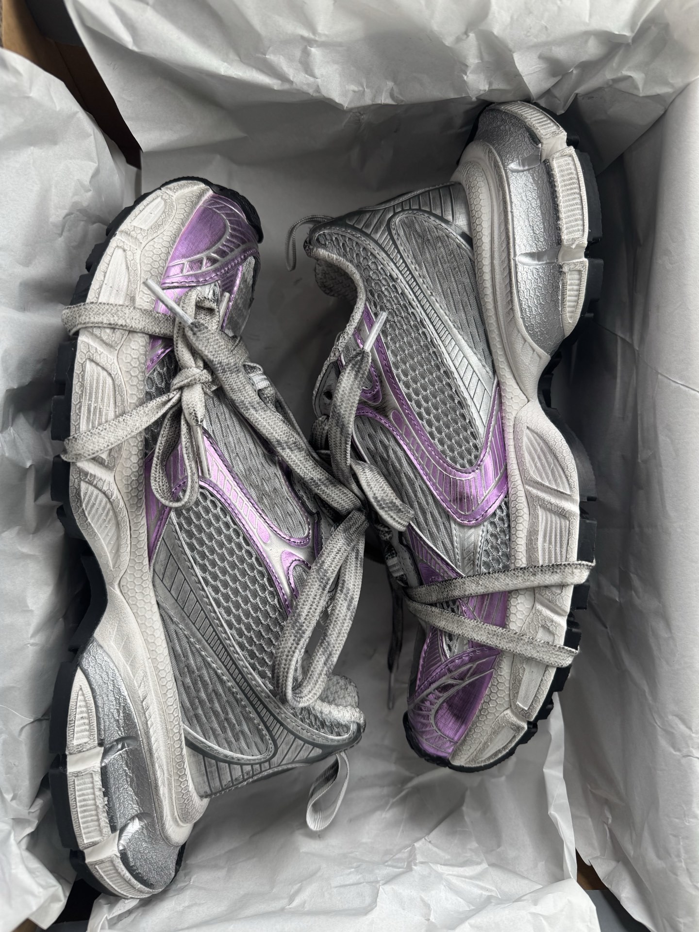 Balenciaga 3XL White & Purple Women’s Sneaker XXXL Premium quality from original factory molds. Made with authentic mesh and microfiber materials identical to the official source — ensuring perfect structure and texture. - Image 4