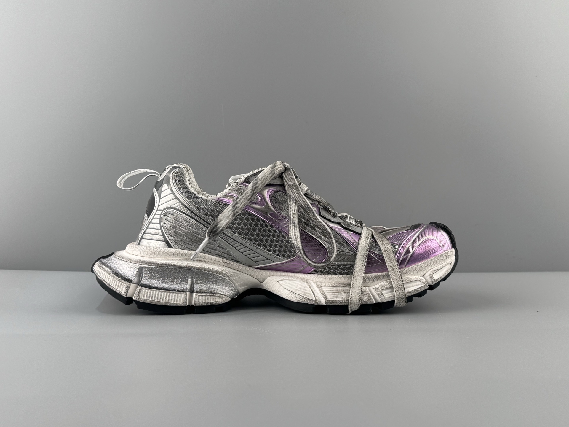Balenciaga 3XL White & Purple Women’s Sneaker XXXL Premium quality from original factory molds. Made with authentic mesh and microfiber materials identical to the official source — ensuring perfect structure and texture. - Image 19