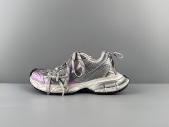 Balenciaga 3XL White & Purple Women’s Sneaker XXXL Premium quality from original factory molds. Made with authentic mesh and microfiber materials identical to the official source — ensuring perfect structure and texture.
