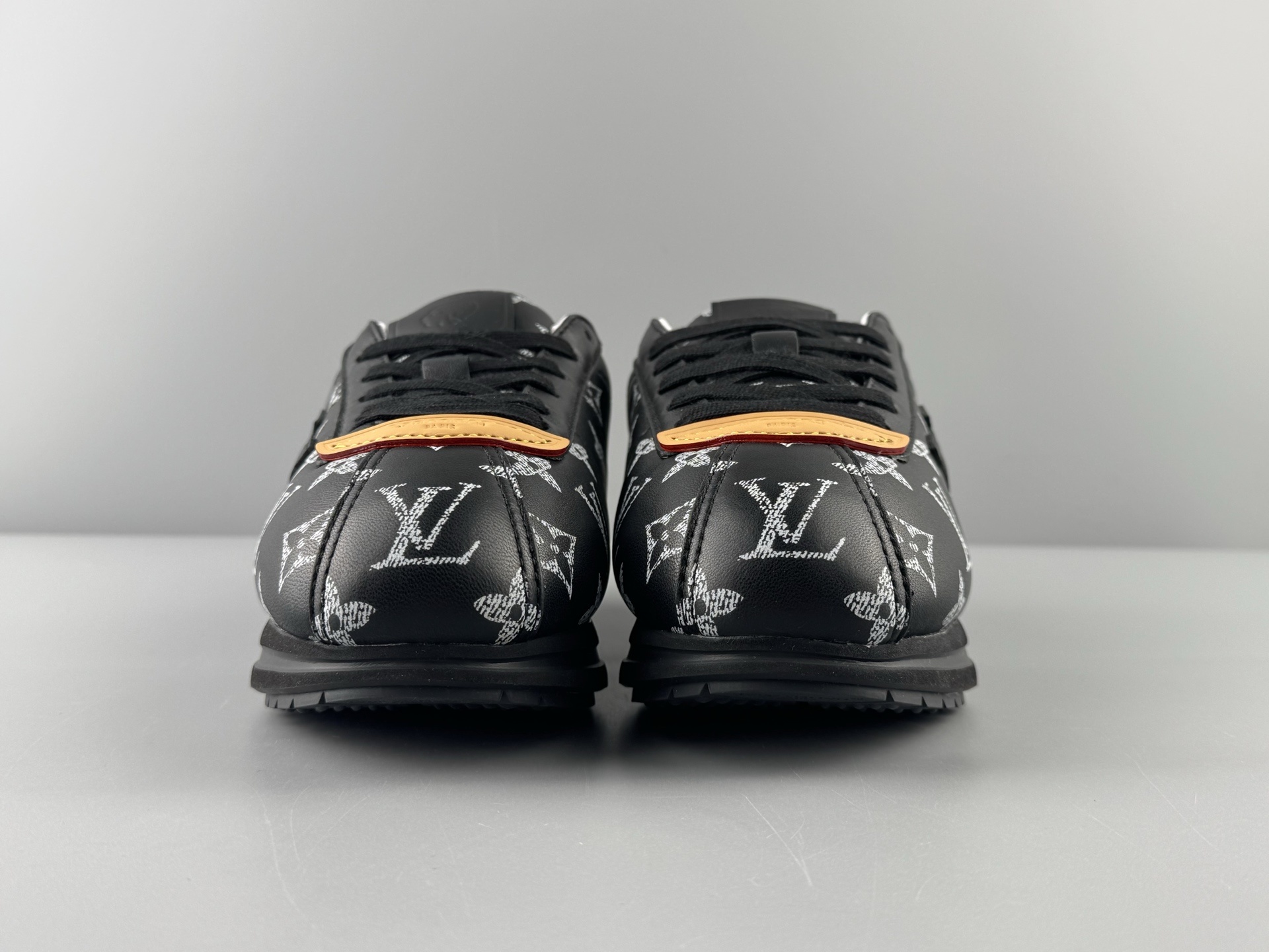 LOUIS VUITTON x Nigo Collaboration – Buttersoft FW25 Crafted from premium cowhide and lambskin leather, this low-top lifestyle sneaker features a rounded toe and classic lace-up design. - Image 3