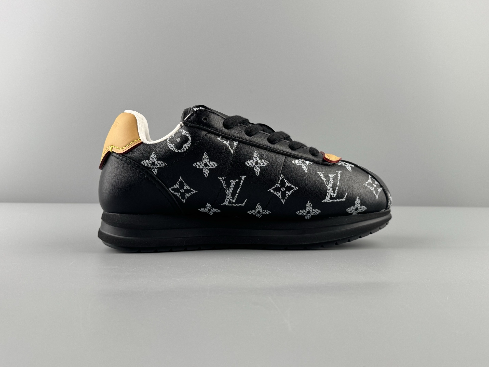 LOUIS VUITTON x Nigo Collaboration – Buttersoft FW25 Crafted from premium cowhide and lambskin leather, this low-top lifestyle sneaker features a rounded toe and classic lace-up design. - Image 5
