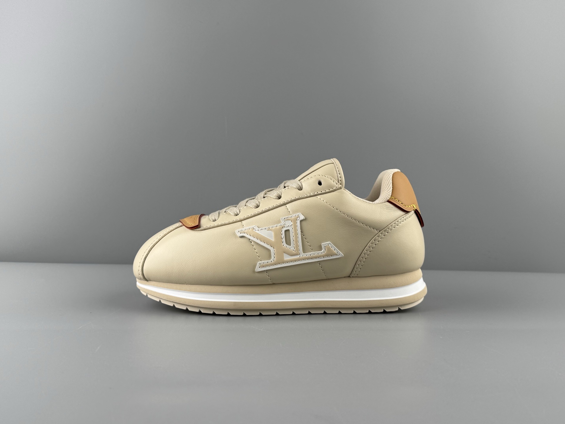 ChatGPT said: LOUIS VUITTON x Nigo Collaboration β Buttersoft FW25 Unisex Low-Top Casual Sneakers