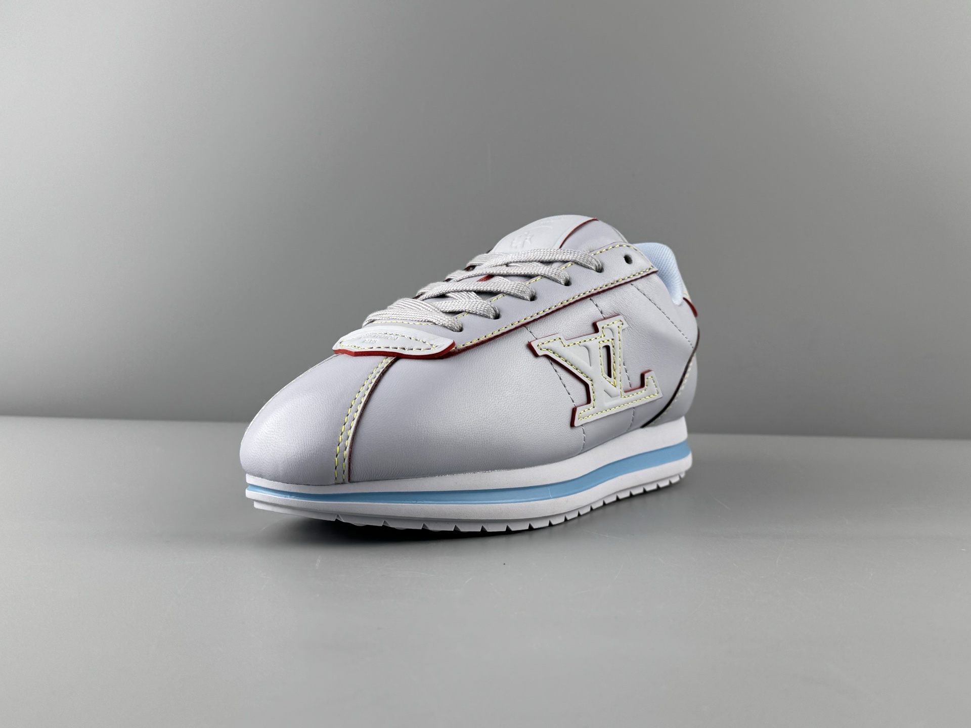 LOUIS VUITTON x Nigo Collaboration β Buttersoft FW25 Unisex Low-Top Casual Sneakers Crafted from premium cowhide and lambskin leather - Image 6